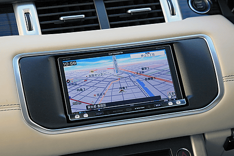 ナビレビュー】生まれ変わった「楽ナビ」シリーズの最上位モデル「AVIC