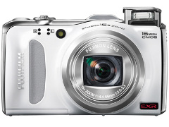 富士フイルム、“EXR CMOS”搭載のGPS対応「FinePix F550EXR