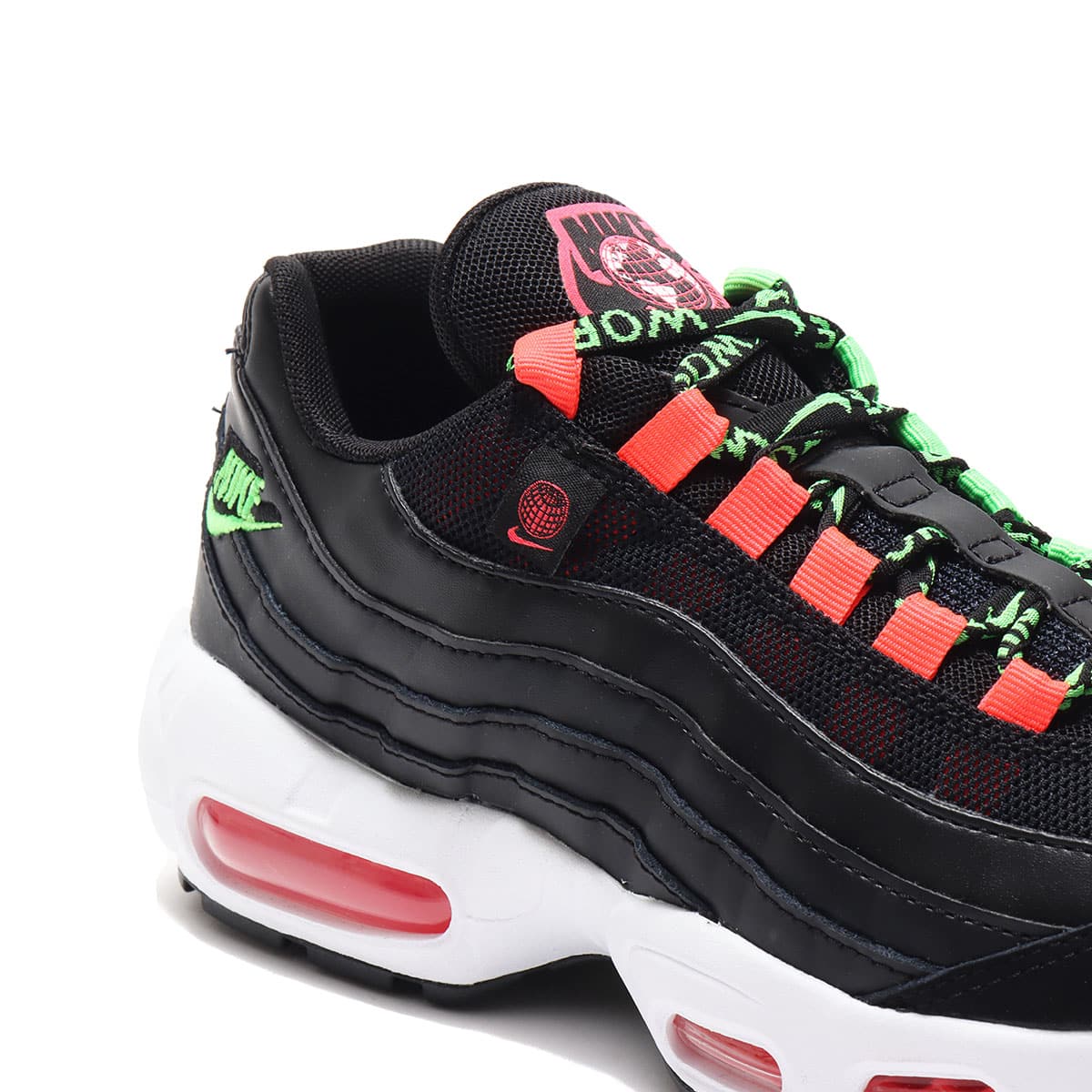 NIKE W AIR MAX 95 SE WW BLACK/GREEN STRIKE-FLASH CRIMSON-WHITE
