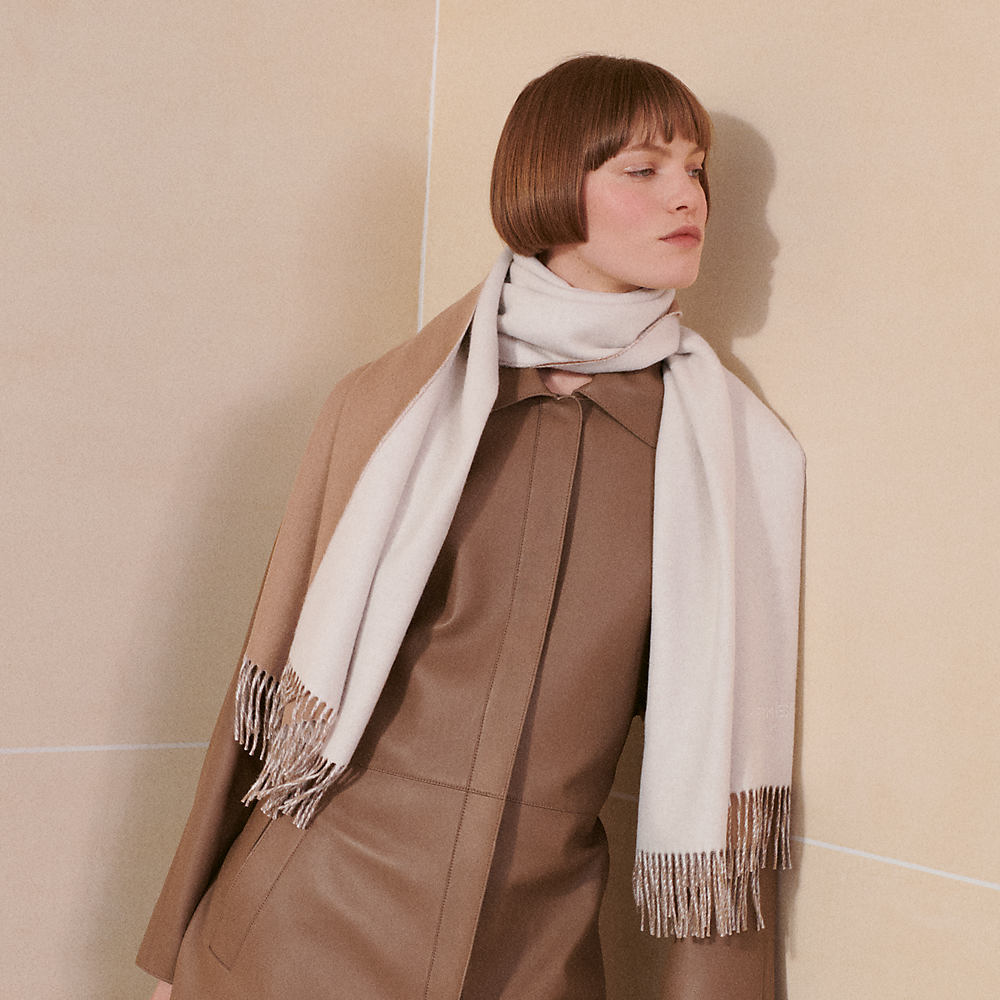 ストール ダブルフェイス - ホワイト | Hermès - エルメス-公式サイト