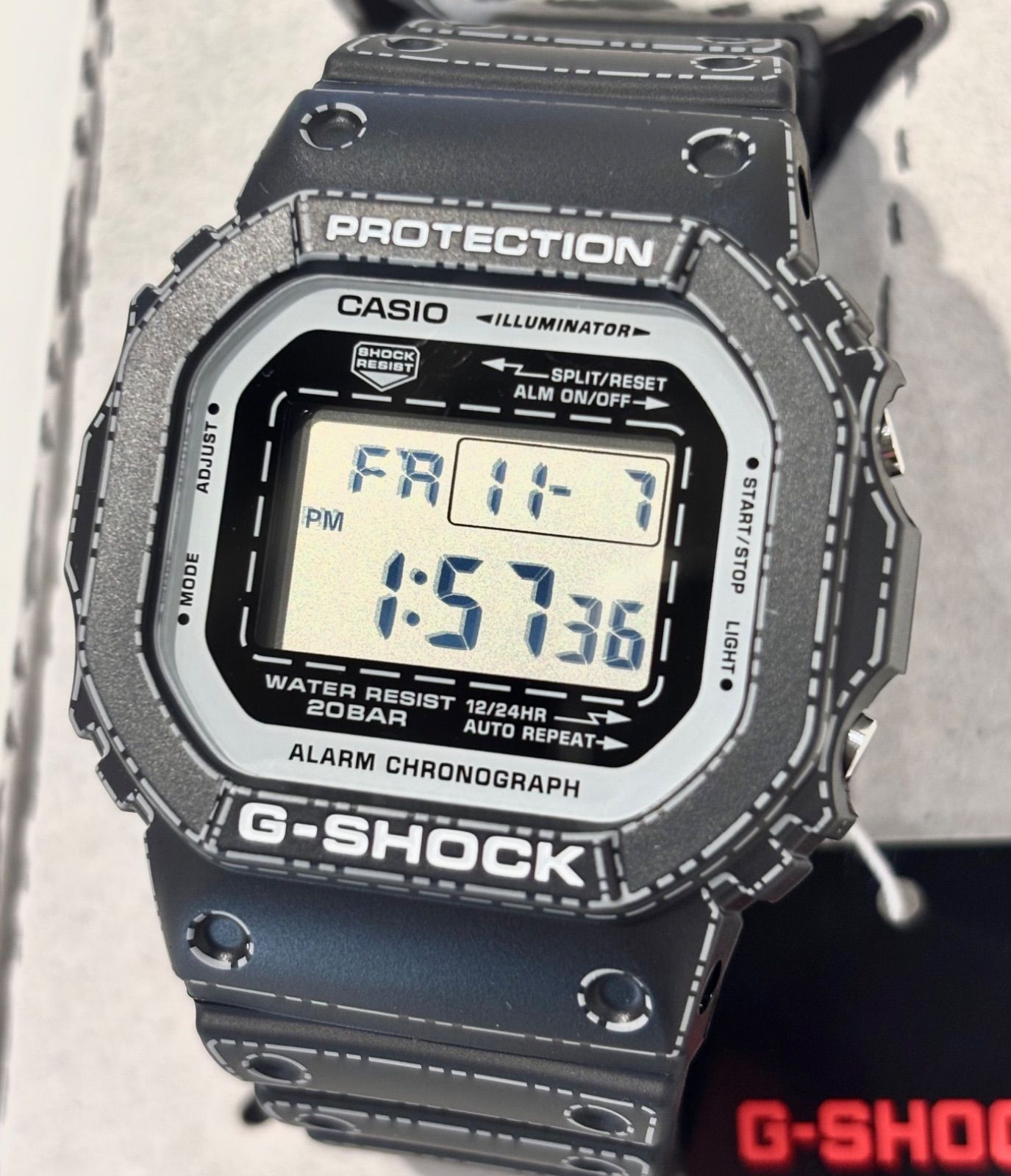 新品正規品】G-SHOCK 折り紙 DW-5600RGM-1JR⭐︎おまけ付き⭐︎ - メルカリ