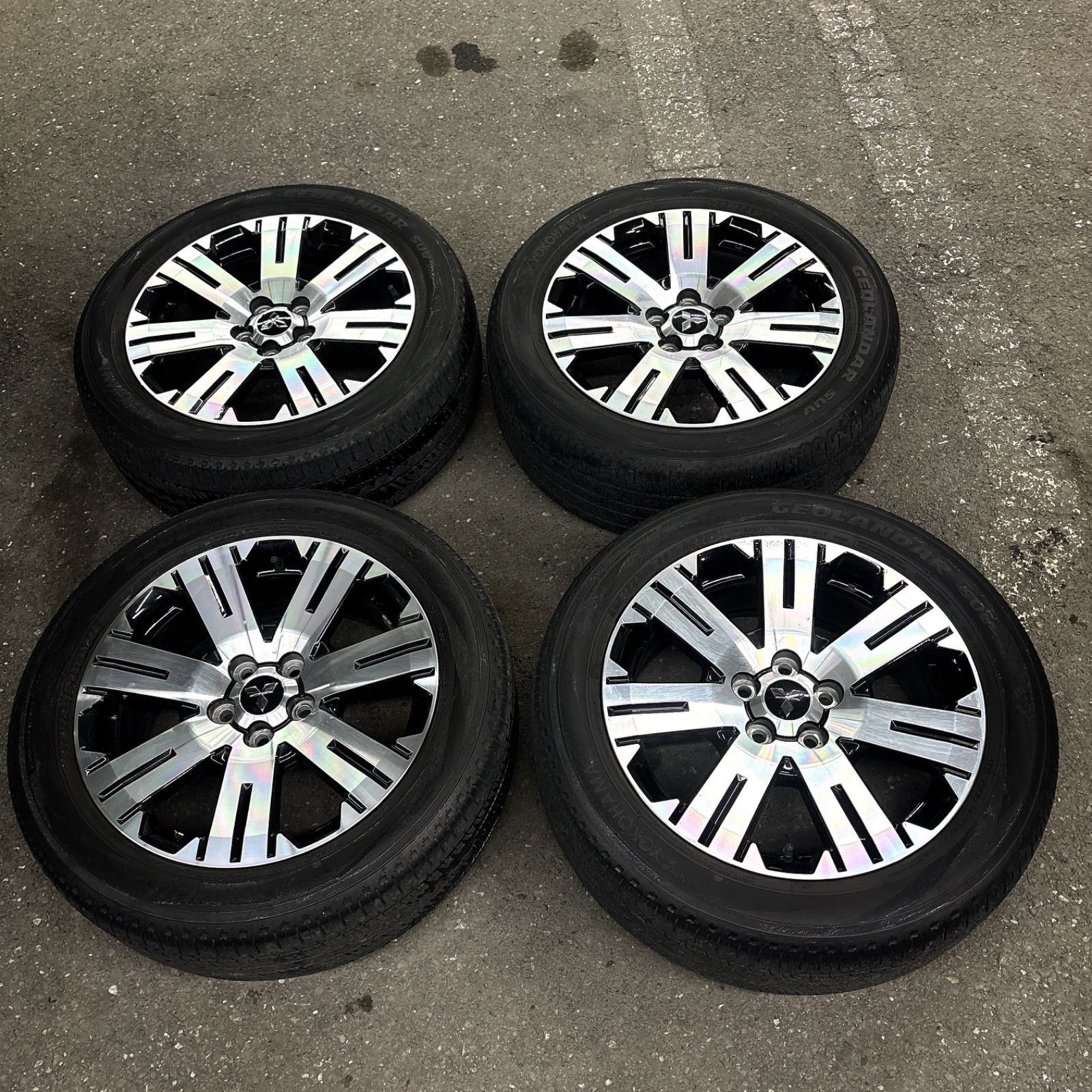 最終値下げ【送料無料！！美品】三菱 デリカD5 CV1W 純正ホイール