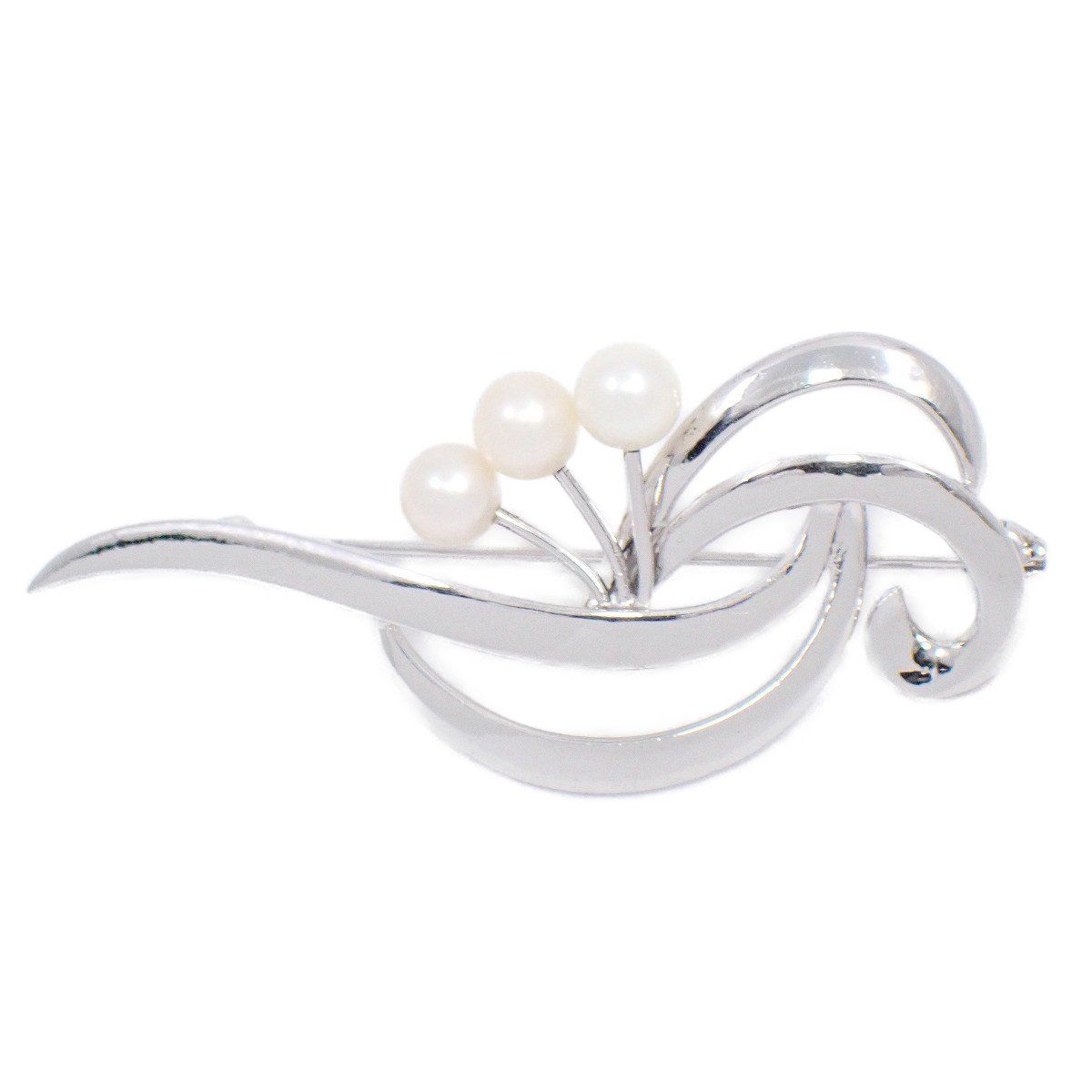 MIKIMOTO ミキモト フラワーモチーフ ブローチ シルバー/パール3粒【い