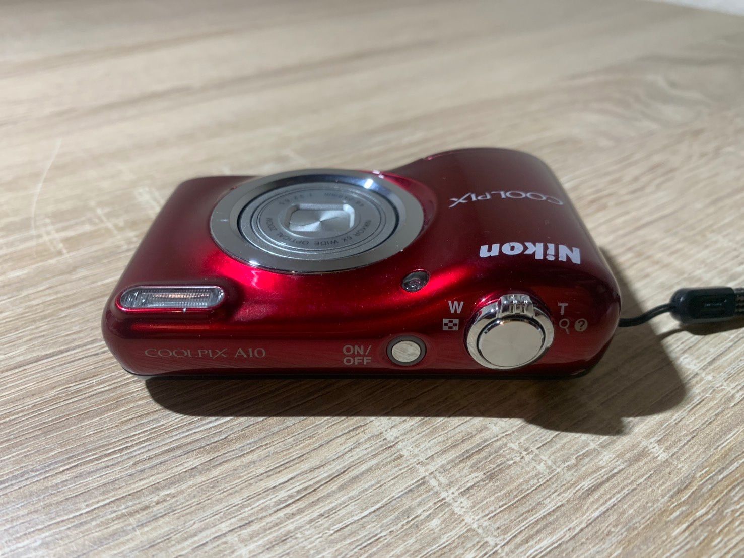 8494 Nikon COOLPIX A10 レッド デジカメ 動作確認済み - メルカリ