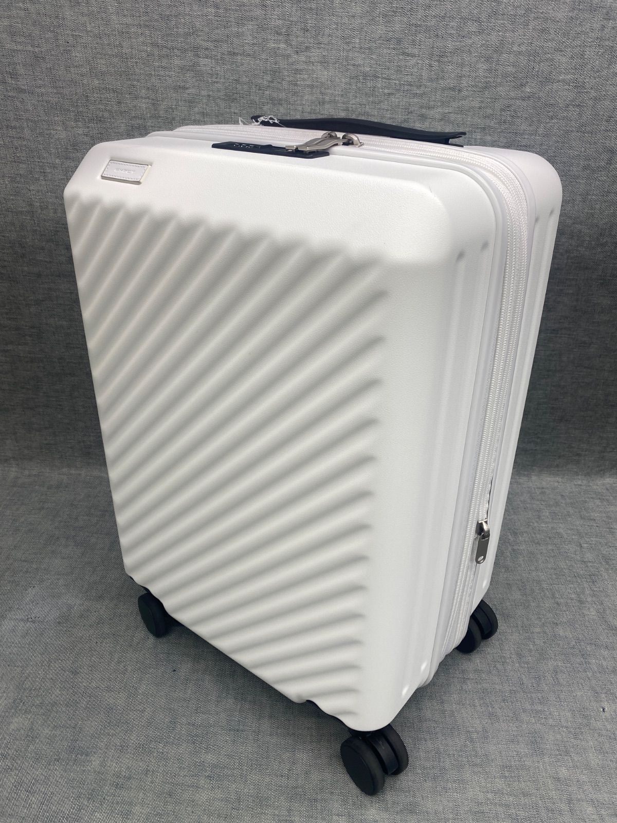 ≪中古品≫ エース イグザクト 機内持込みサイズ スーツケース （拡張