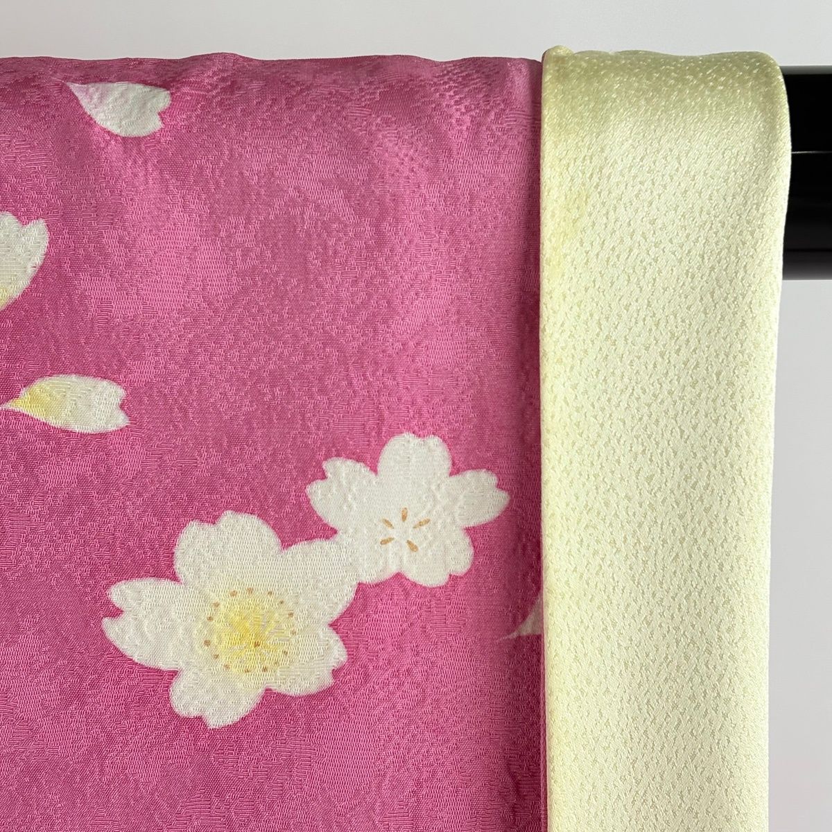 美品】 振袖 身丈160cm 裄丈64.5cm M 袷 袋帯フルセット 菊 桜 金彩