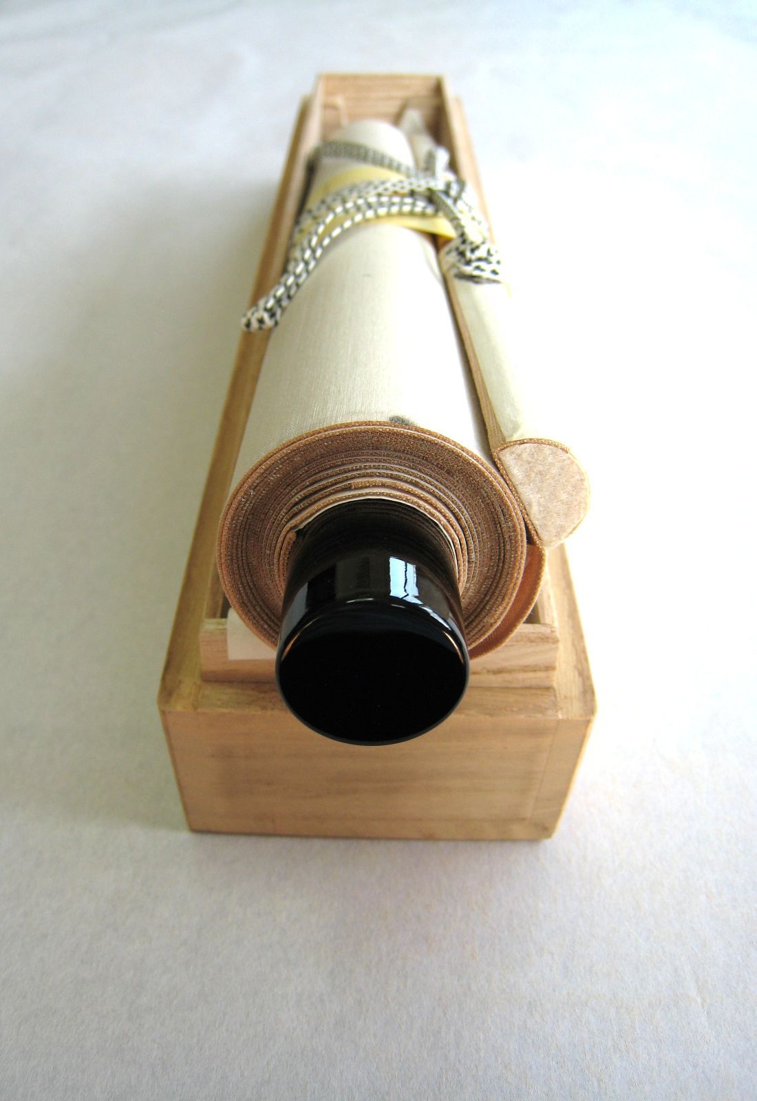 真筆】茶掛け 茶掛 清風萬里秋◇大徳寺派 瑞龍山 雲澤禅寺 足立泰道 共