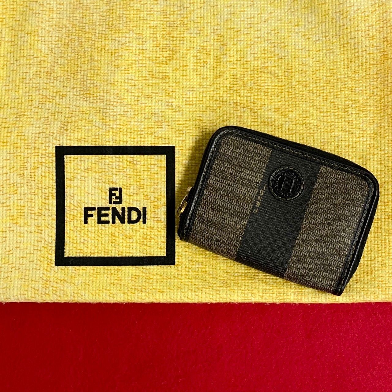 極 美品 FENDI フェンディ ペカン レザー PVC ブラック コインケース