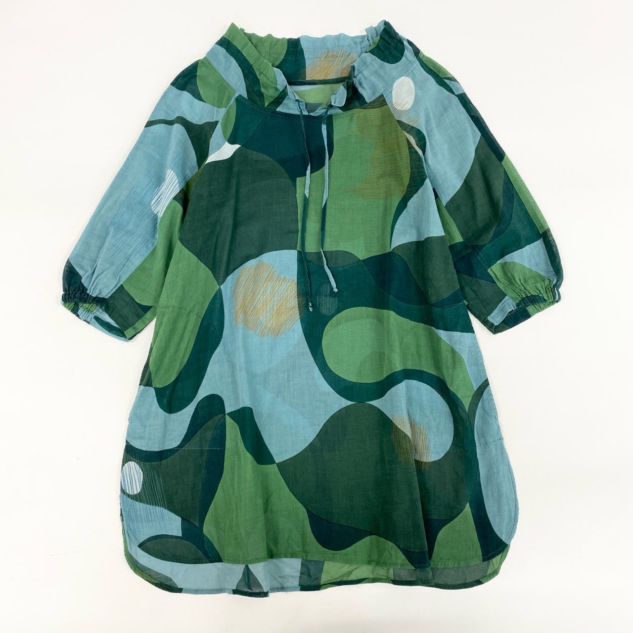 トクコプルミエヴォル☆試着のみ！女の子とお花 コットンニット