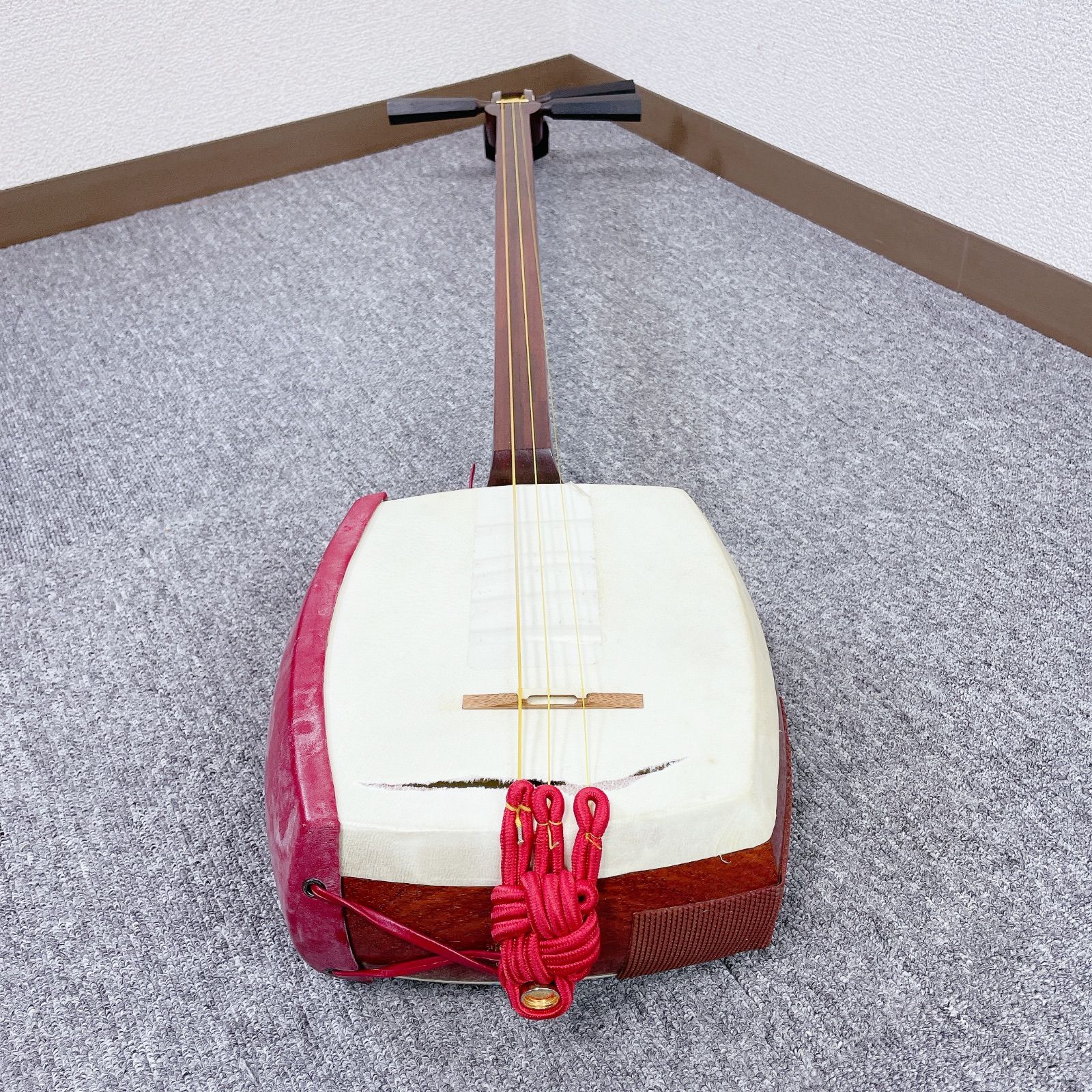 津軽三味線 太棹 東さわり 紅木 一本溝 丸打胴 銀河印 - メルカリ