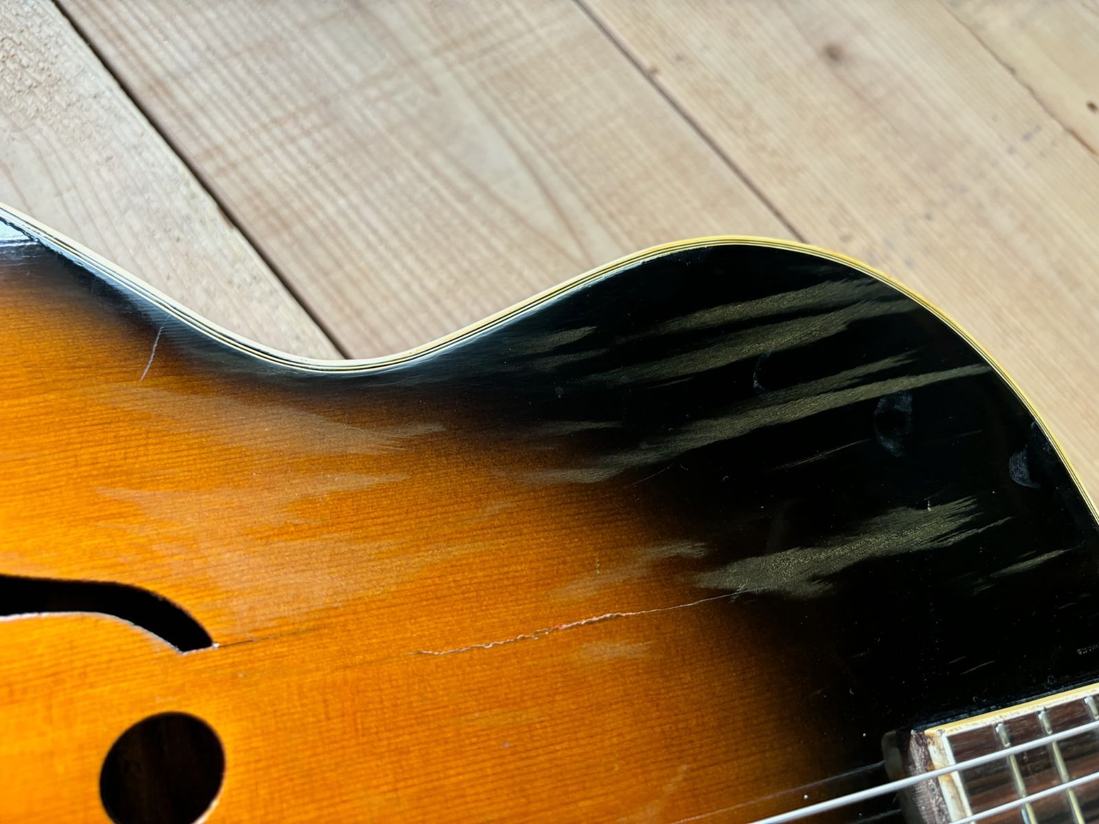 NARDAN NO.120 ナルダンピックギター アーチトップ NARDAN NO.120