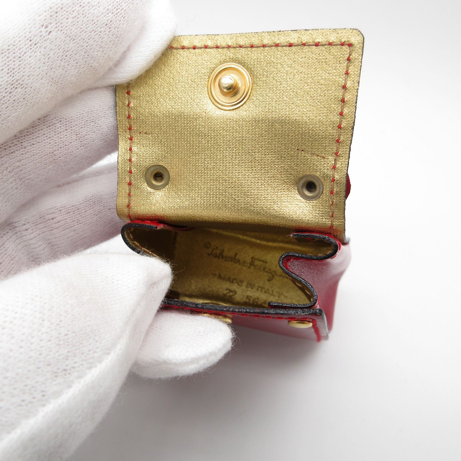 サルヴァトーレ フェラガモ】 ガンチーニ ミニバッグ チャーム 管理