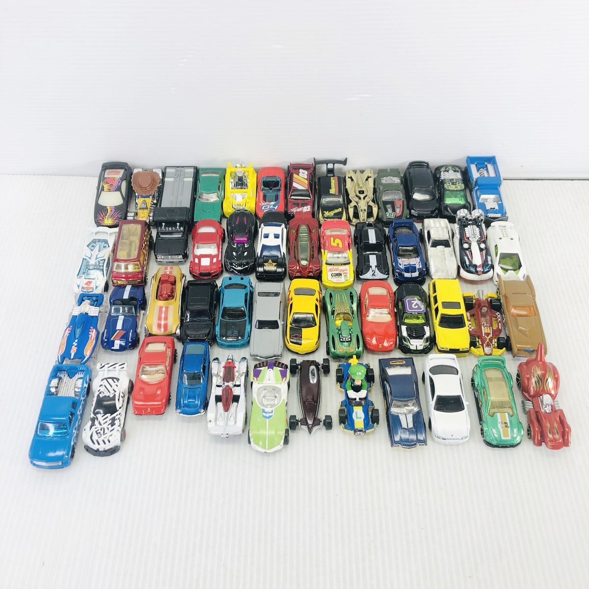 Hot Wheels ホットウィール 50台まとめ - メルカリ
