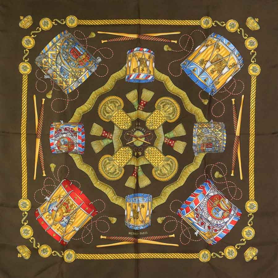 エルメス HERMES スカーフ カレ90 LES TAMBOURS - メルカリ