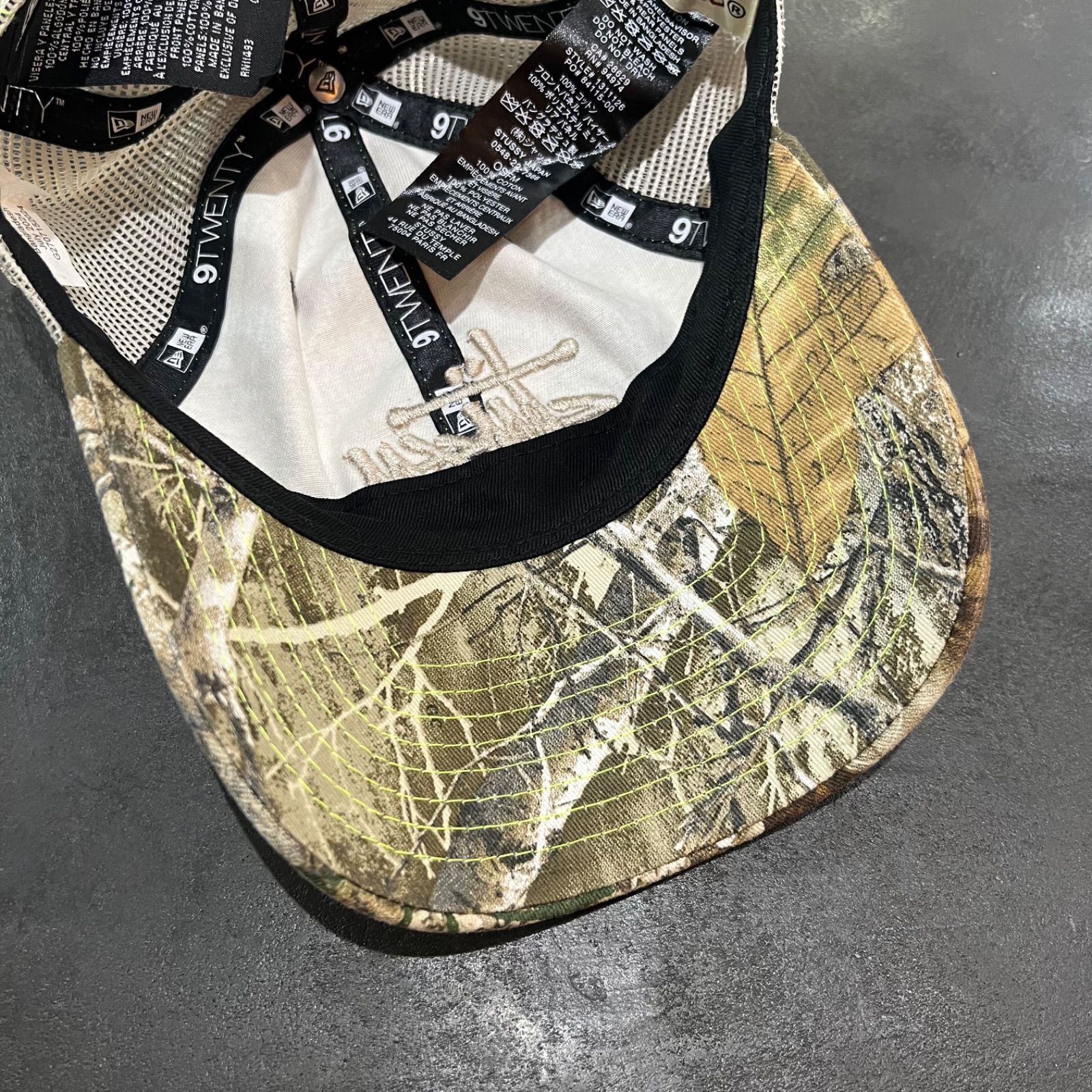 STUSSY × NEW ERA 9TWENTY BASIC TRUCKER 迷彩メッシュキャップ 帽子
