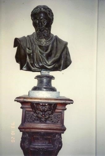 K-120 ミケランジェロ胸像｜石膏像ドットコム（脇本）