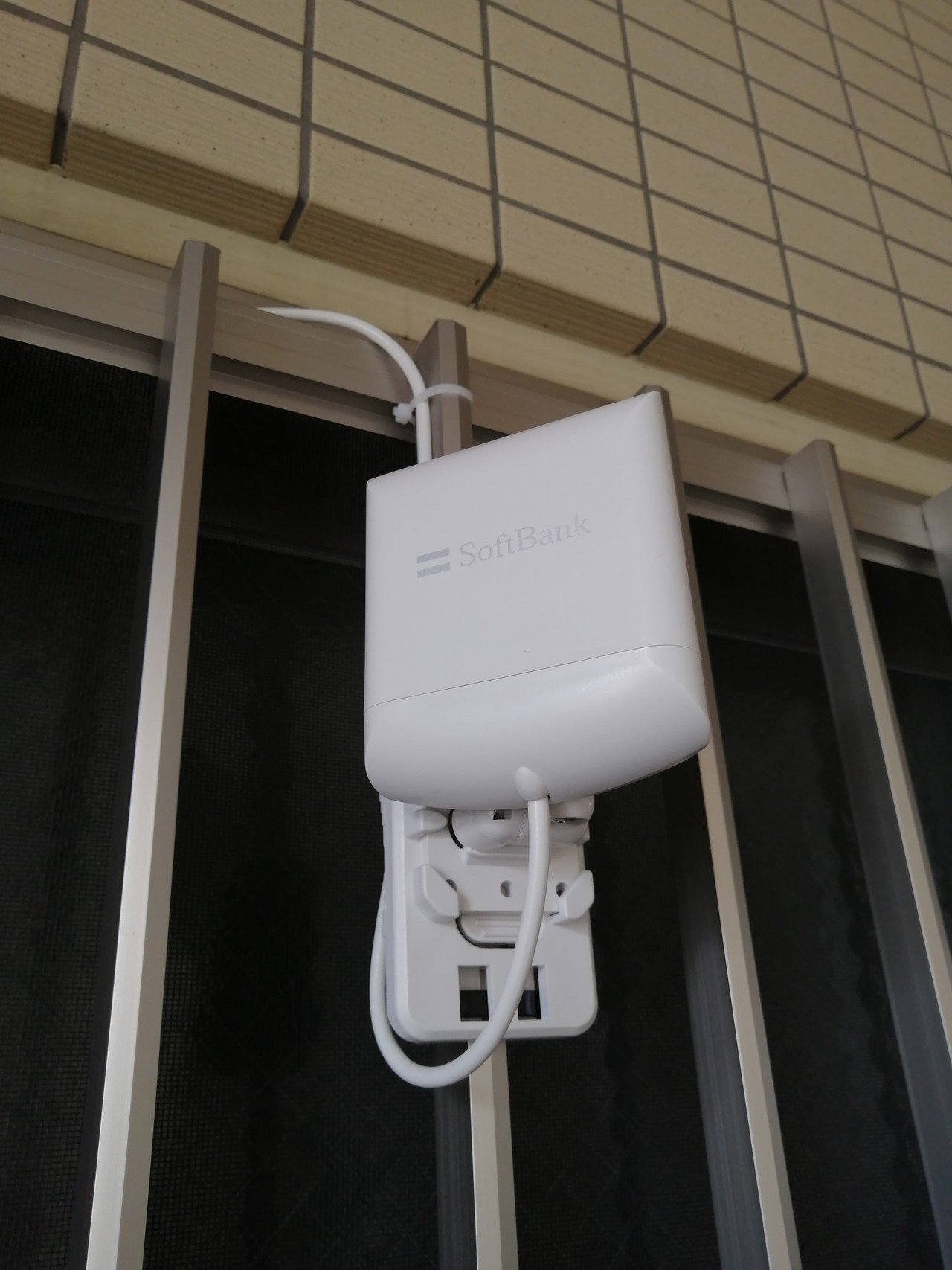ソフトバンク ホームアンテナ3を設置した｜すずけい