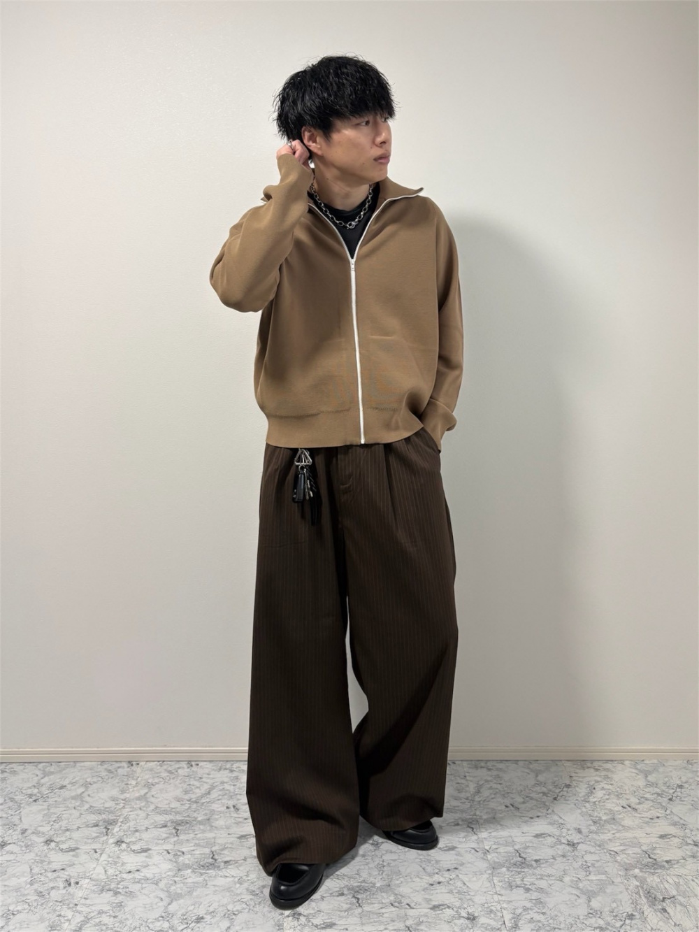 ミラノリブフルジップカーディガン」の着用コーディネート| ユニクロ公式