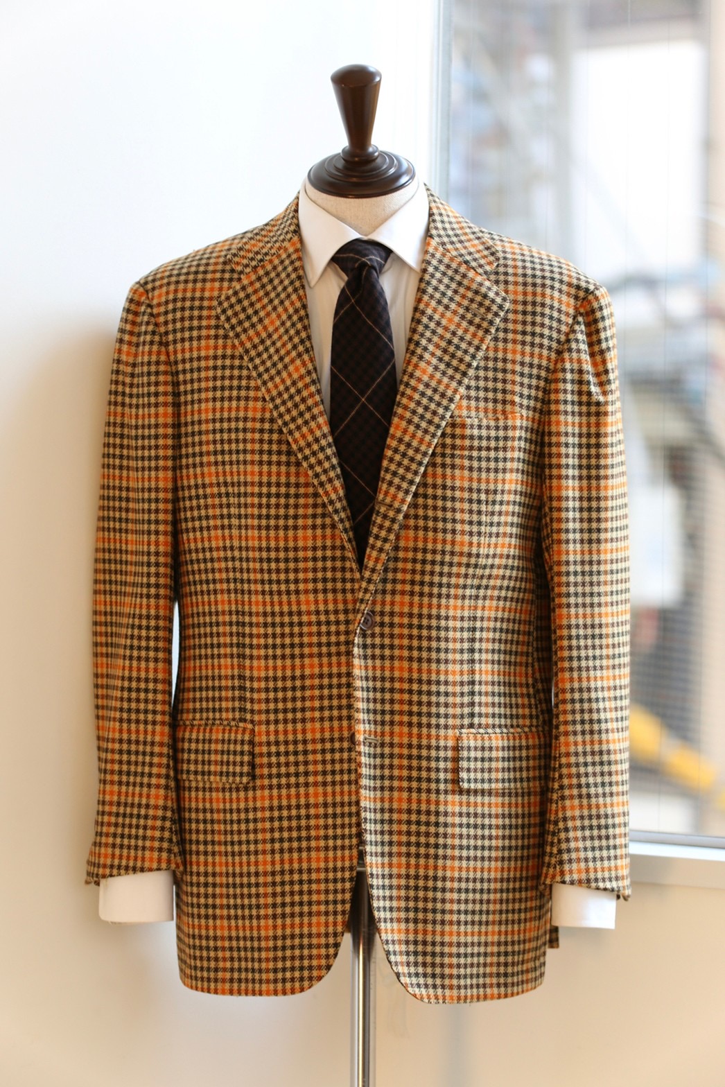 Kiton キトン】秋冬向け 贅沢カシミヤ100％ 千鳥格子柄ジャケット 48