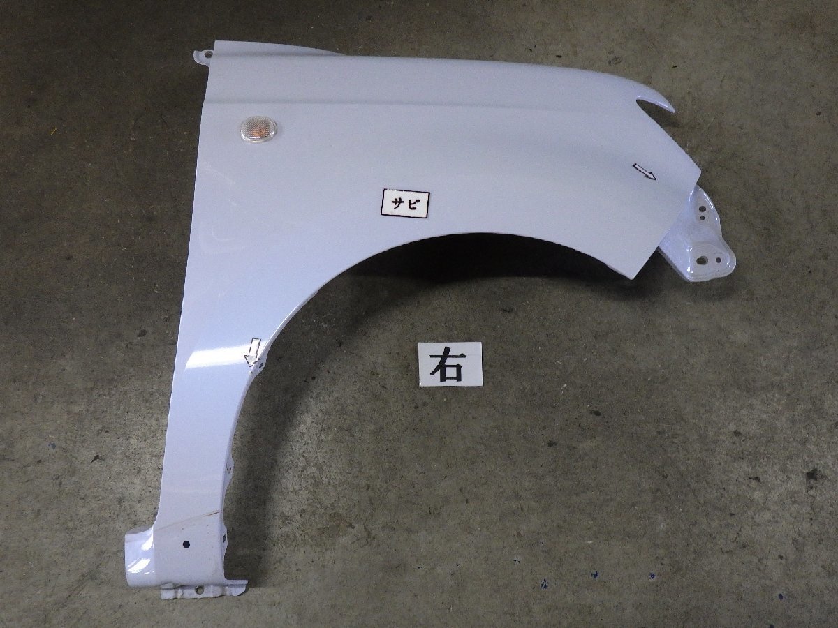 bB DBA-QNC21 右フロントフェンダー Fフェンダー Z Qバージョン 3SZ