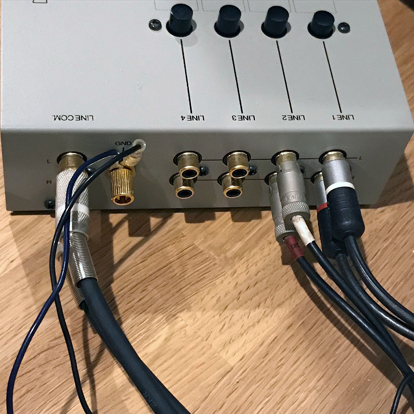 オーディオの多入力の切り替えはLuxman AS-4IIIが便利 | Audio