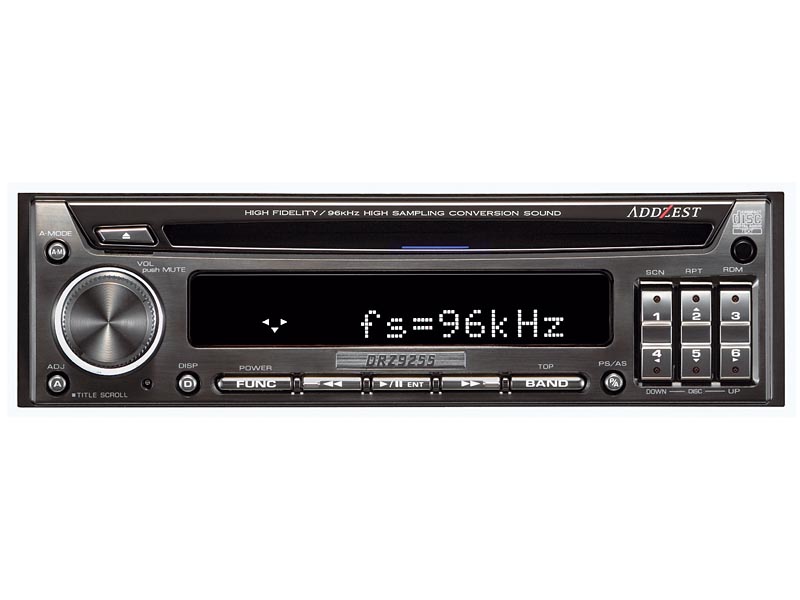 クラリオン、原音再生にこだわった1DIN CDセンターユニット