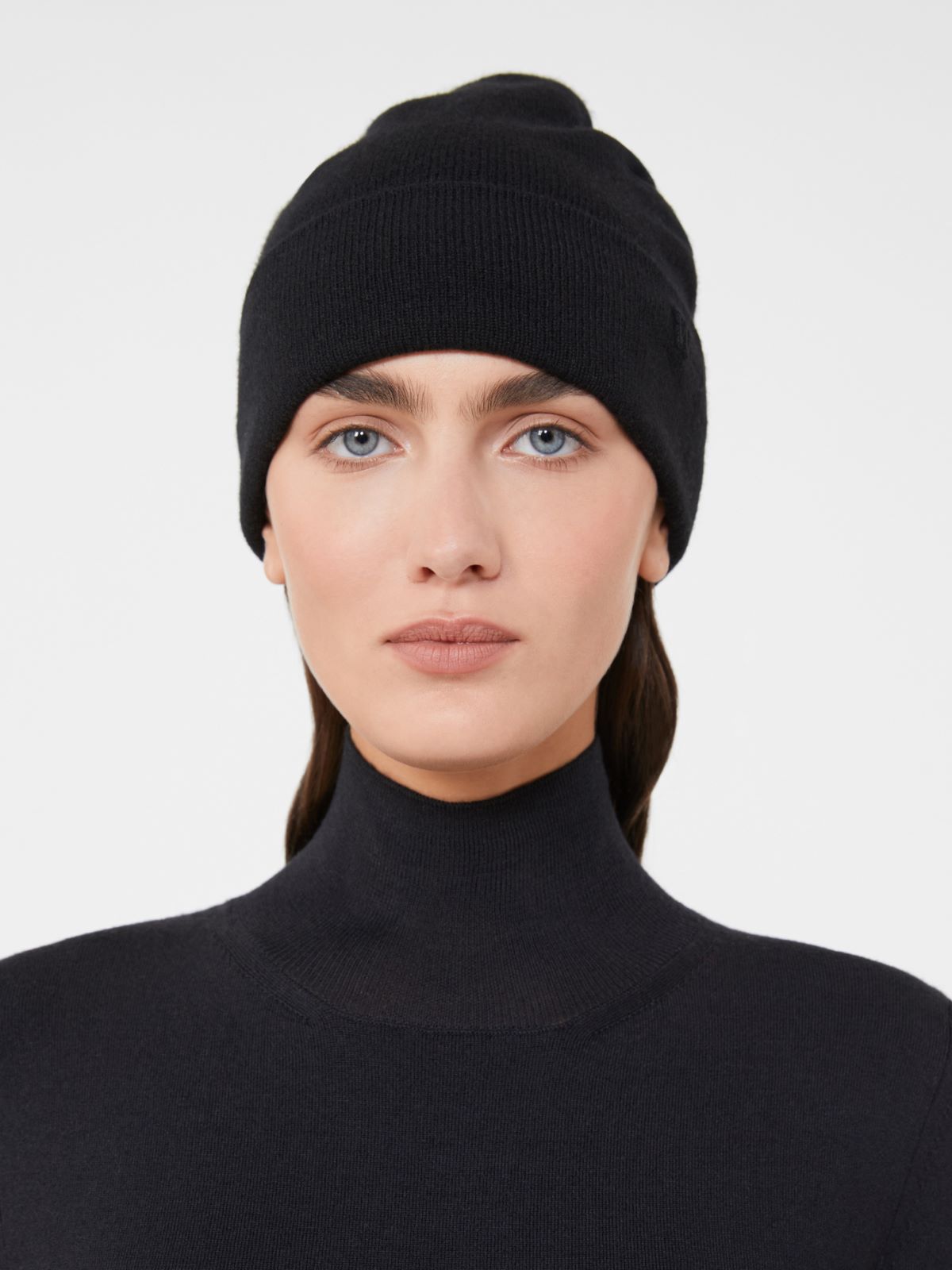 Cashmere beanie, black | Weekend Max Mara
