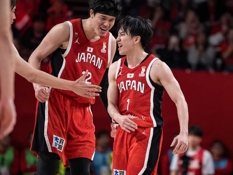 京都精華学園の3年生コンビ、柴田柑菜＆イゾジェ・ウチェ