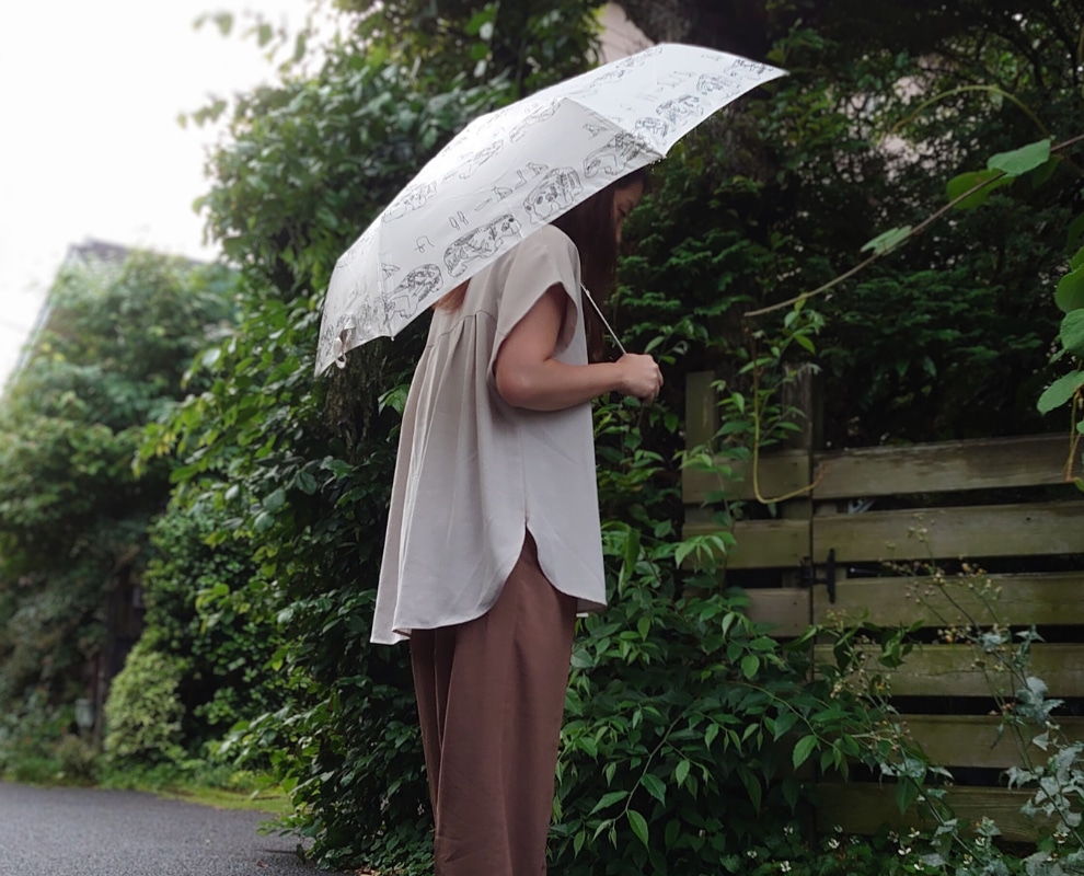 特集｜アート傘とおでかけ。これ一本でOK！晴雨兼用の便利な折り畳み傘