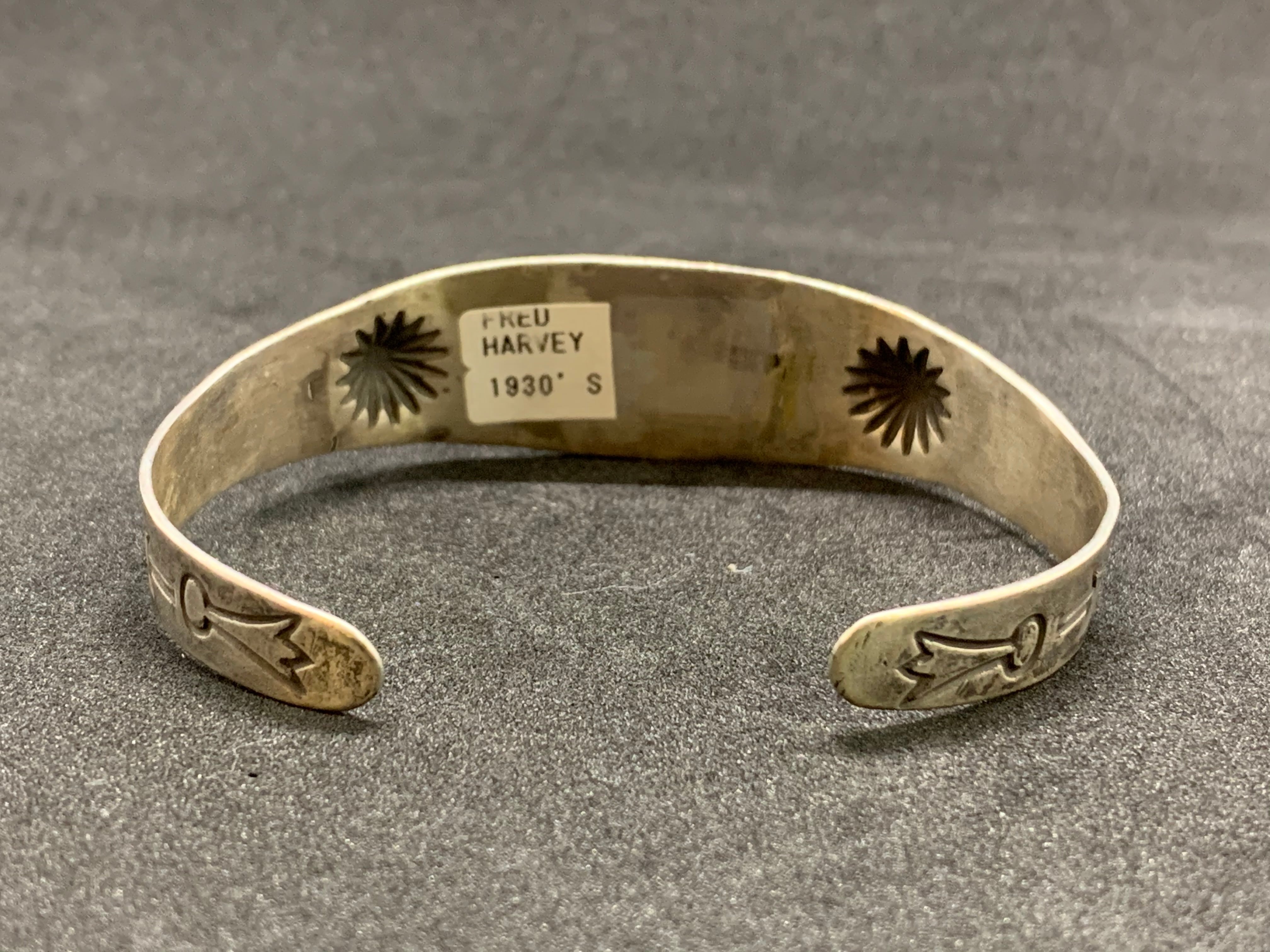 Navajo ナバホ族 インディアンジュエリー ヴィンテージ バングル | RED