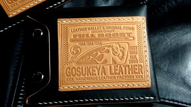 ライダースミニウォレット改 ミネルバリスシオ モンローバージョン