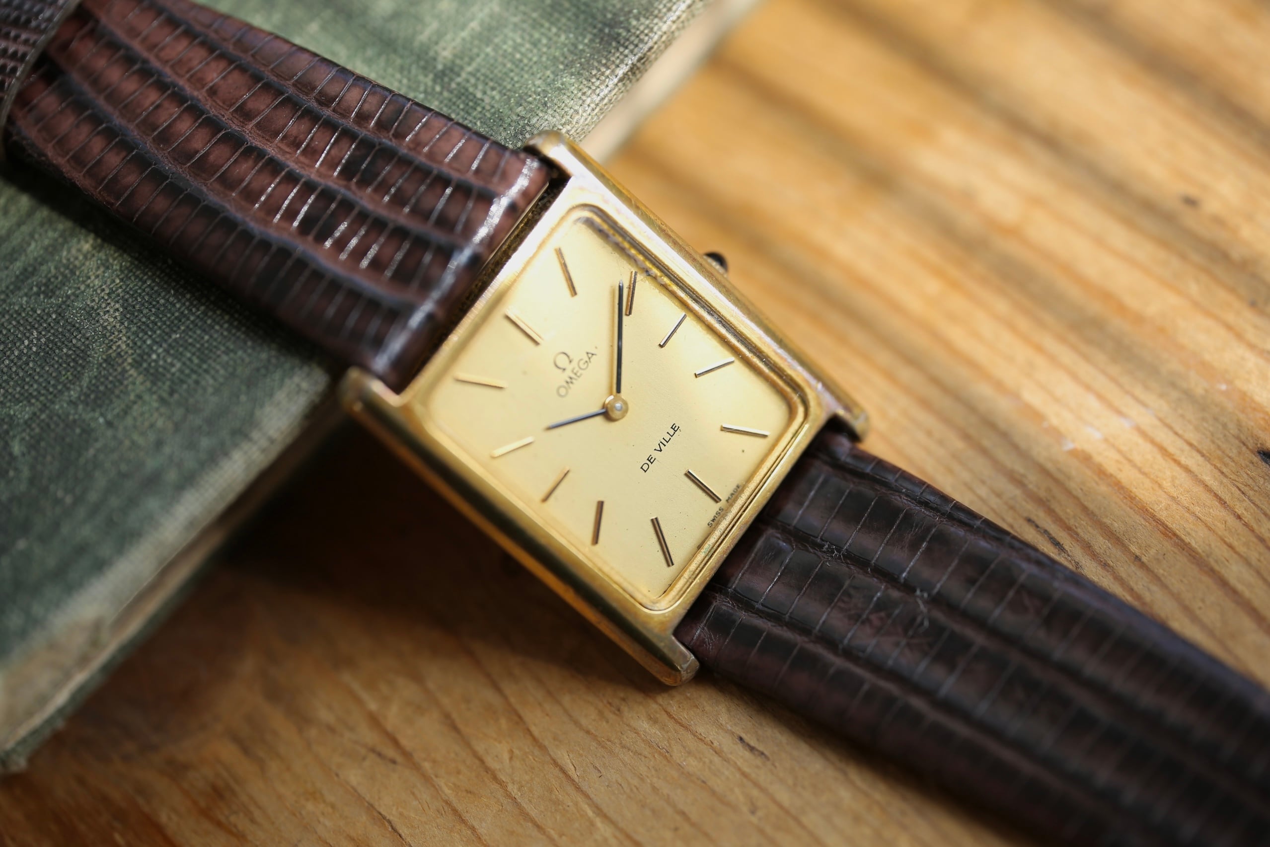 OMEGA】 1978年製 デヴィル タンク型 H型レクタンギュラー バー