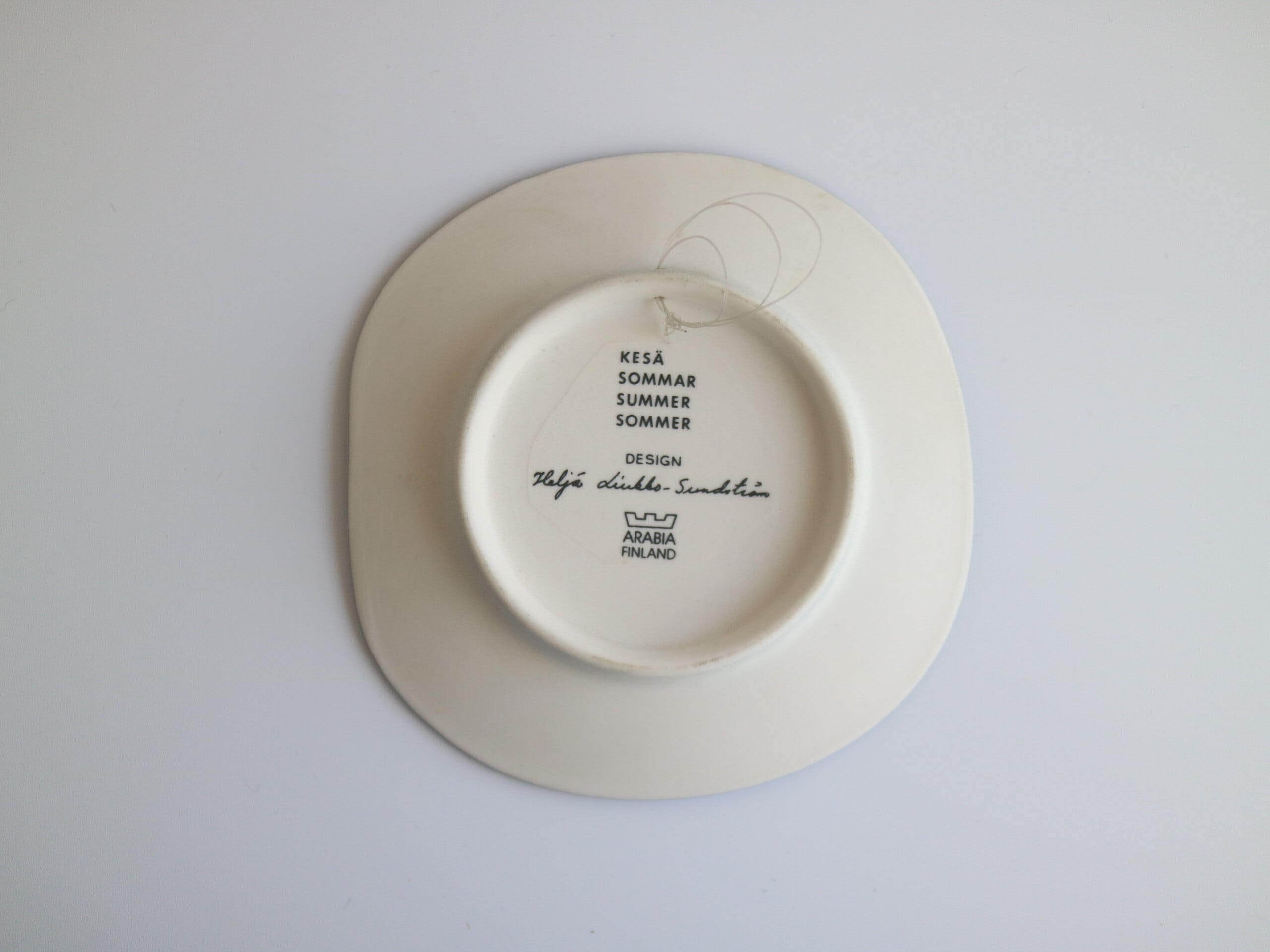 青い川を越えて 1982年 アラビア ヘルヤ 陶板画 青い川を越えて