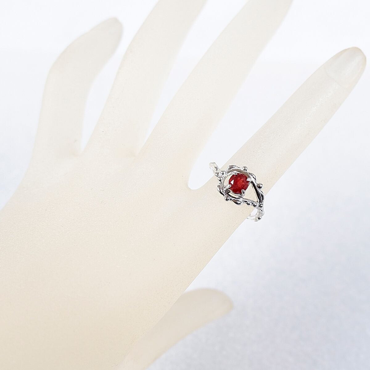 情熱的な赤い石～ アンデシンのデザインリング 11.5号 天然石の