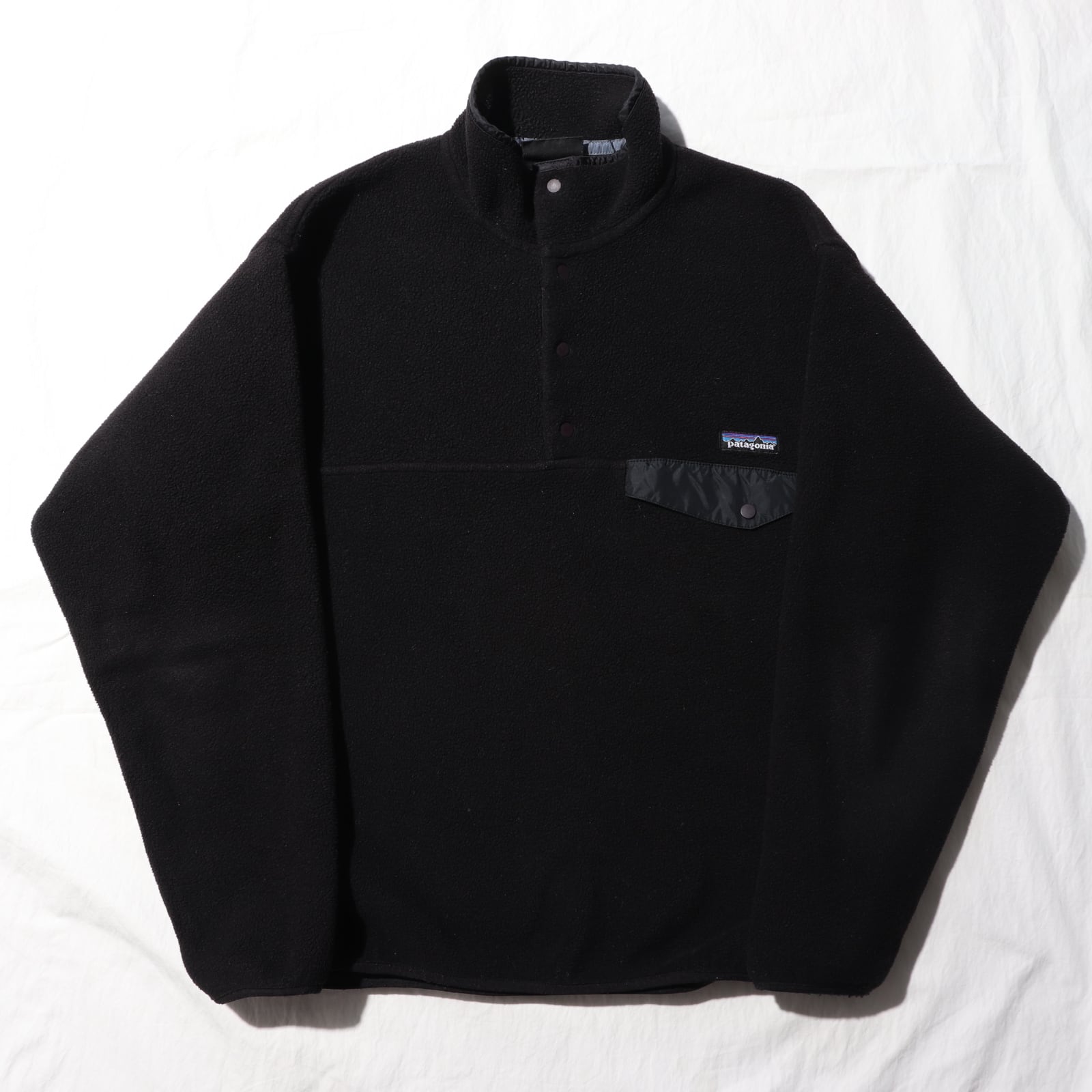 美品 M 黒×黒 USA 01年 シンチラスナップT Patagonia パタゴニア
