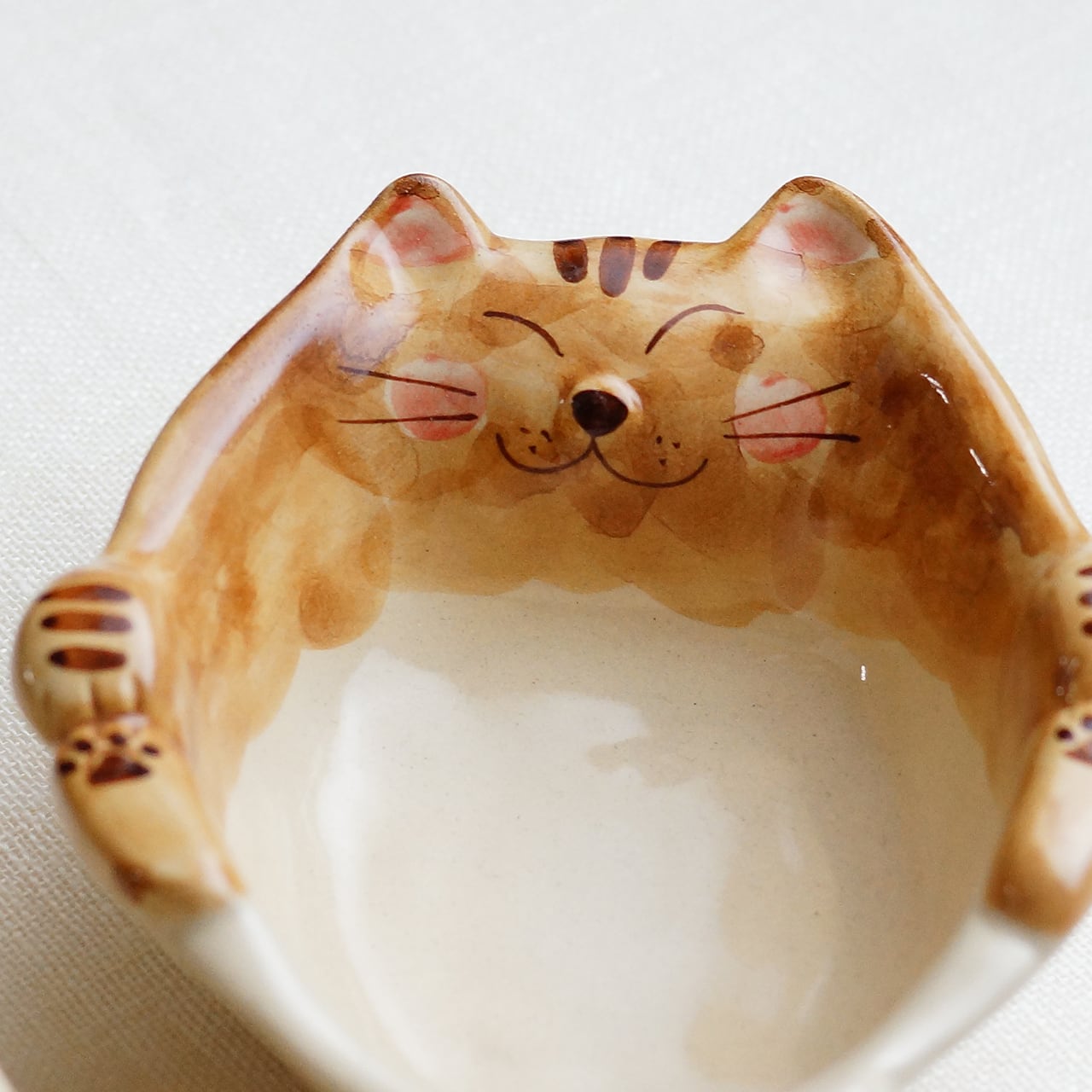 陶芸 太った茶色の虎猫 トラ猫 作家物 短尾 ぼんぼりシッポ 在銘 陶芸