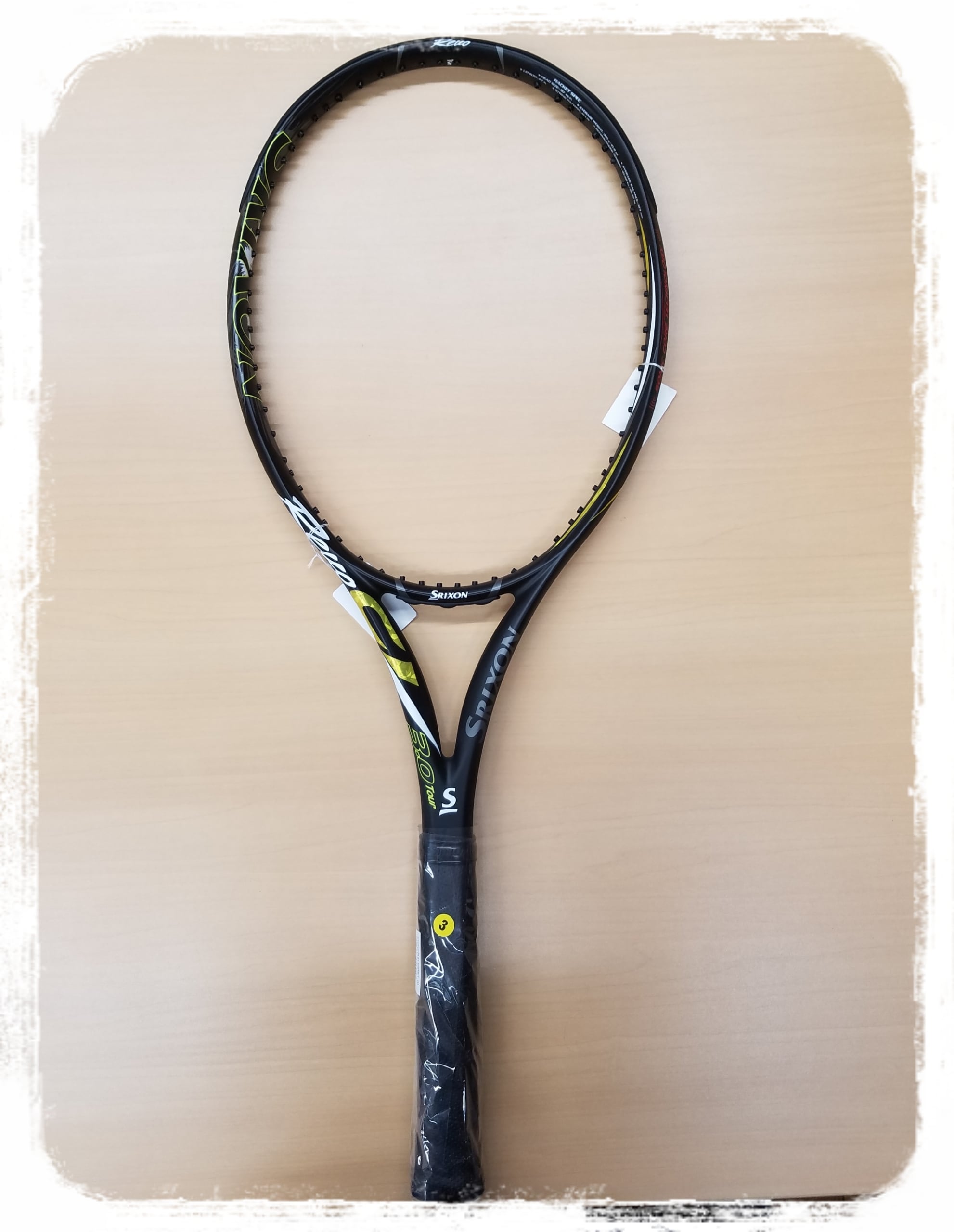 スリクソン テニスラケット Revo Cv3.0Tour | Tatsuya