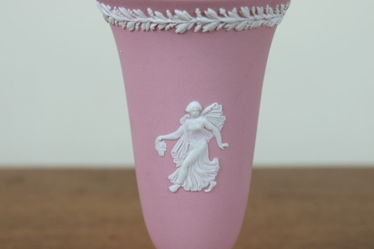 ウェッジウッド ジャスパー 花瓶 ピンク フラワーベース WEDGWOOD
