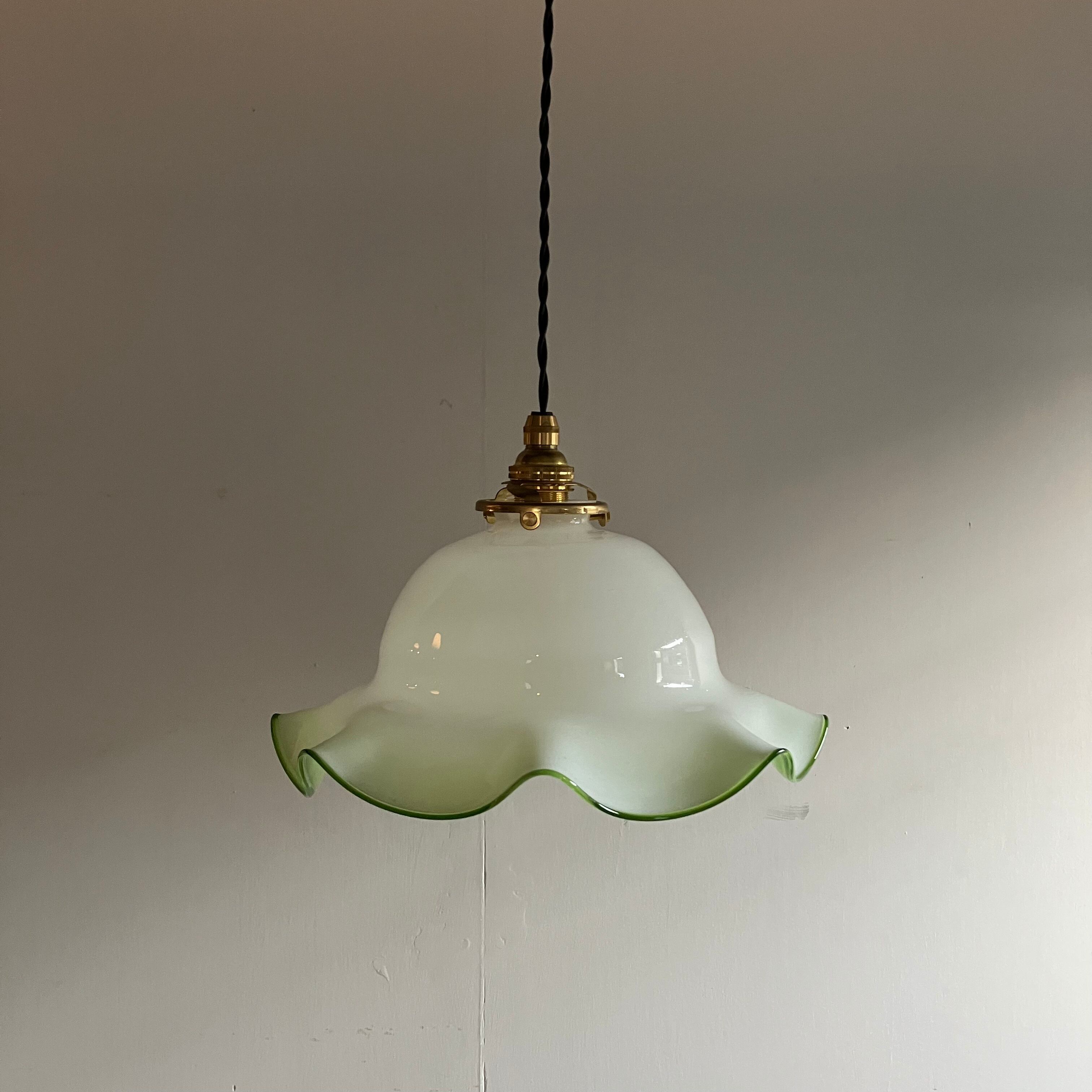 大正乳白硝子ランプシェード/ japan antiqu | 夏ノ庭 アトリエ