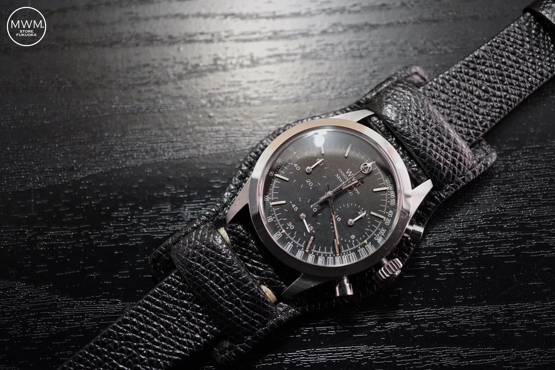 MWM別注 イタリアン・サフィアーノレザー型押し腕時計台座 〜20mm