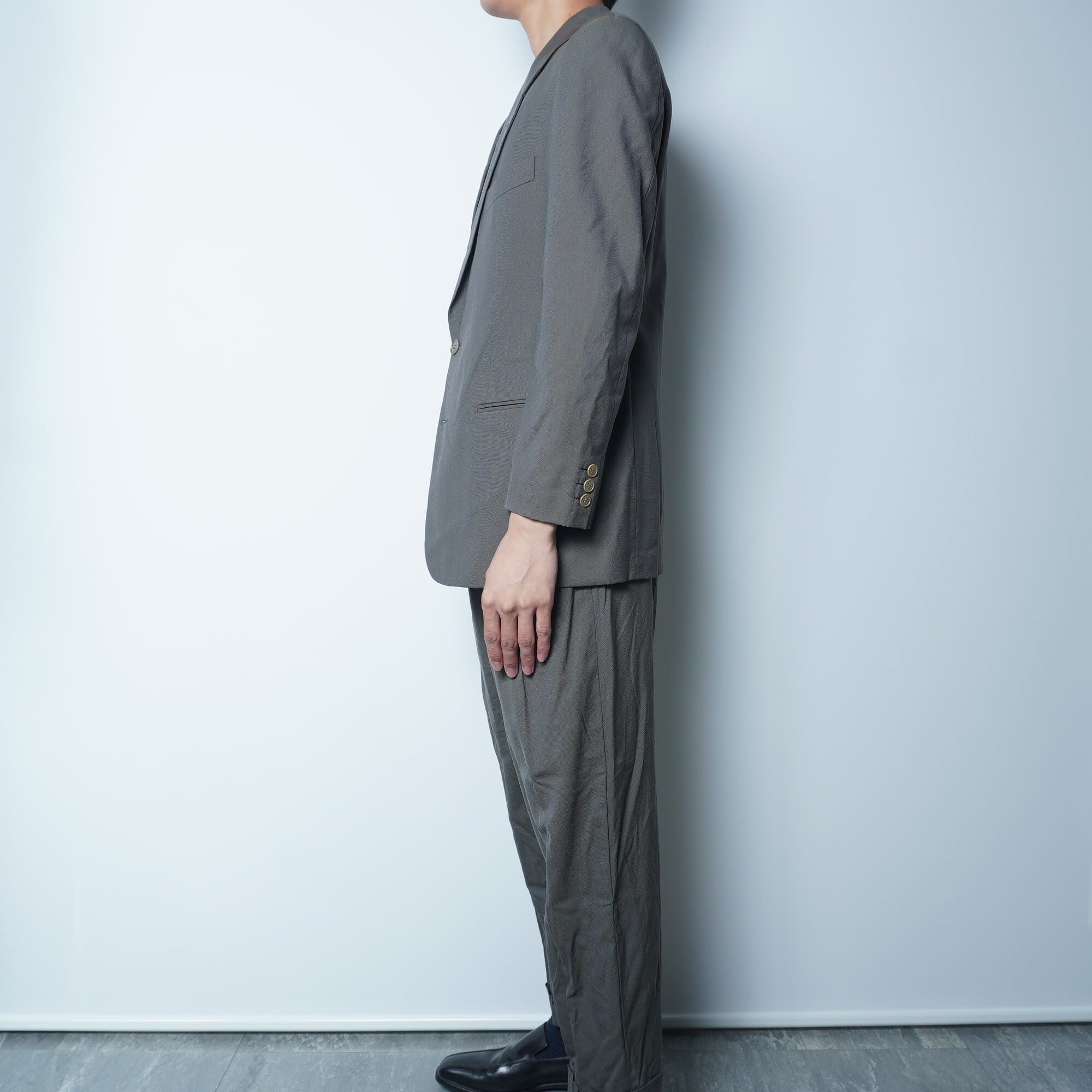 EMPORIO ARMANI】エンポリオアルマーニ 日本製2Bシングルセットアップ