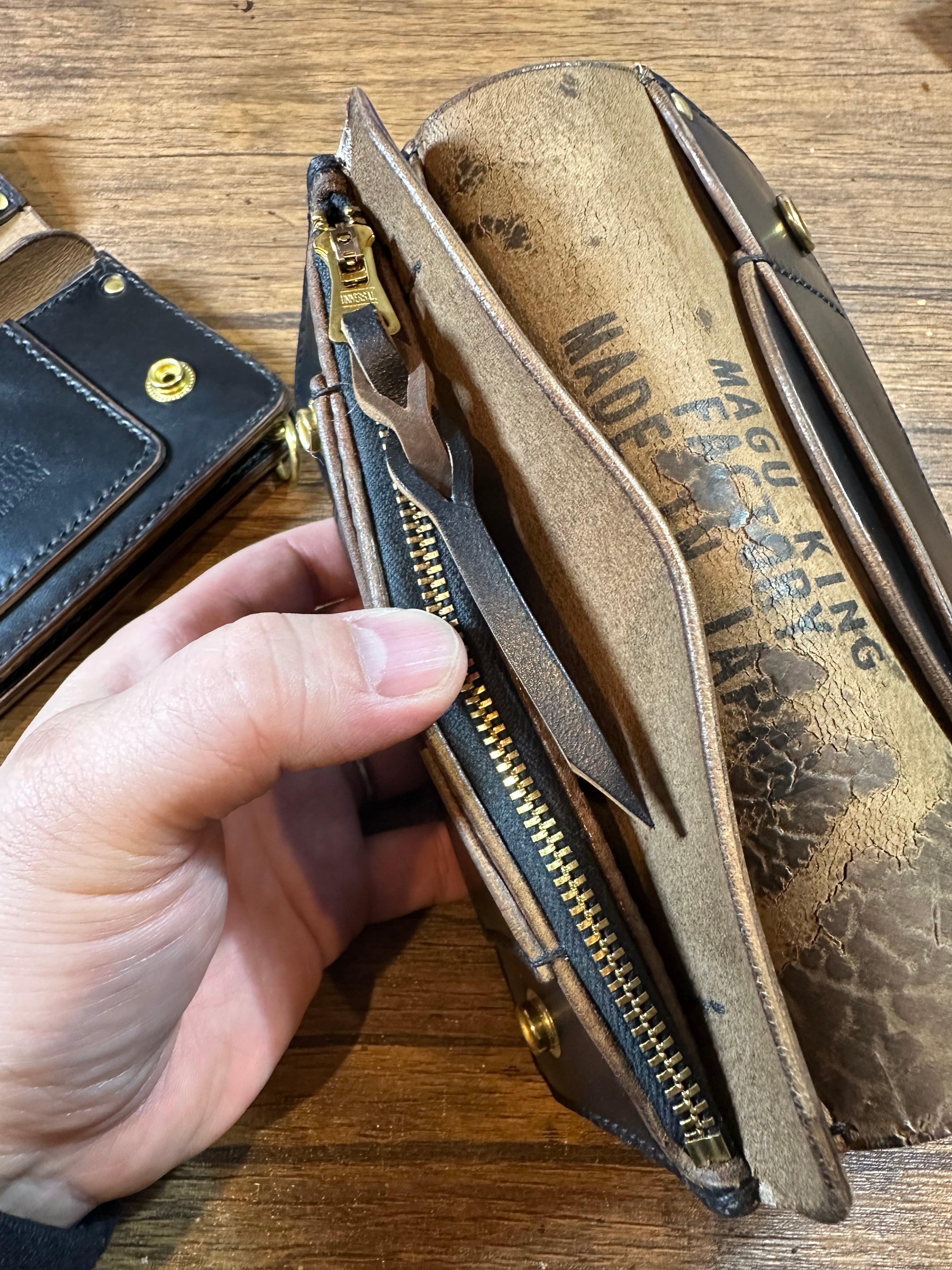 即納』HBK-15MFA ニ 2層 トラッカーウォレット ホースバット ブラック