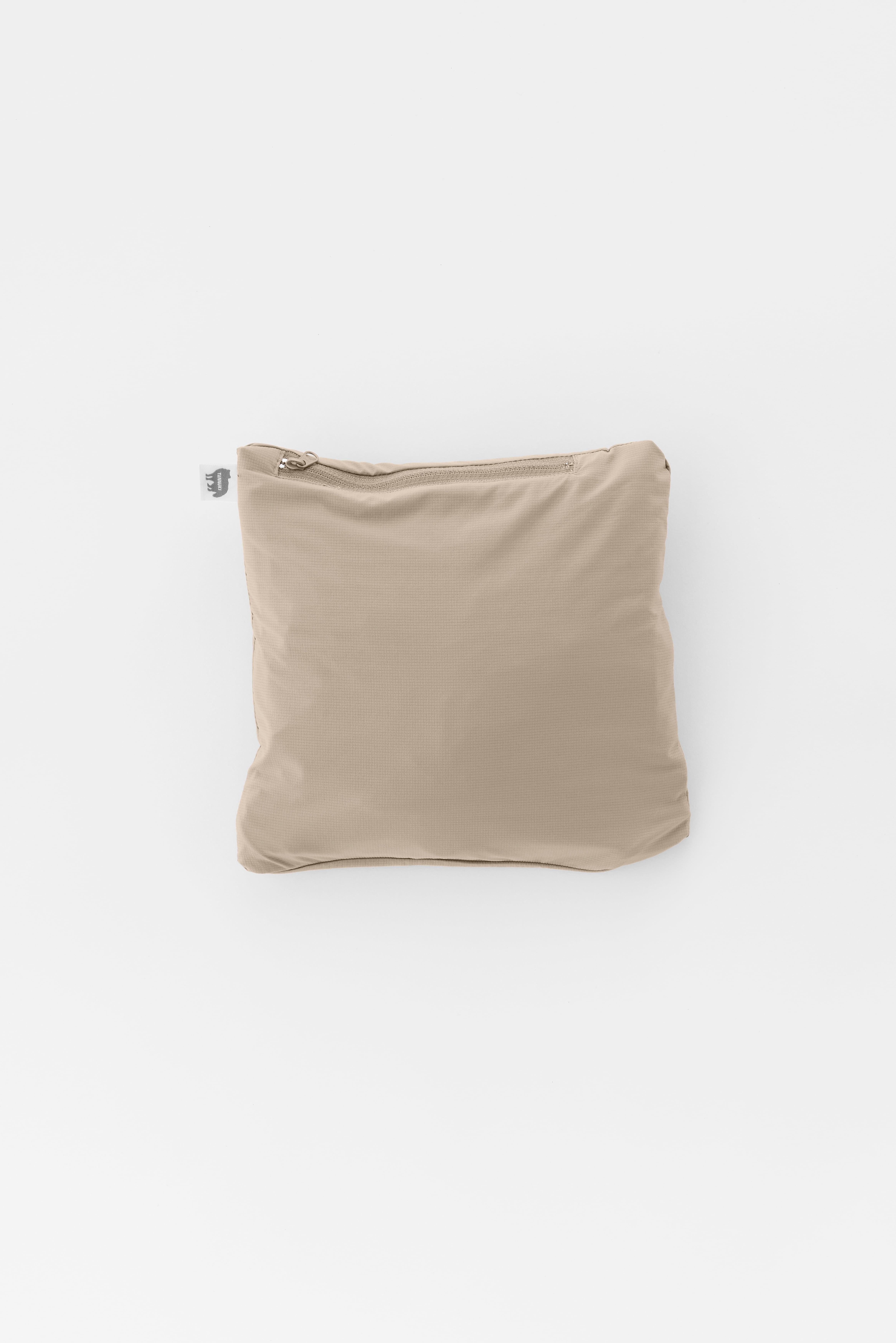 Sato Wind Blouson: Color Crockery | TANNUKI Running Wear Shop