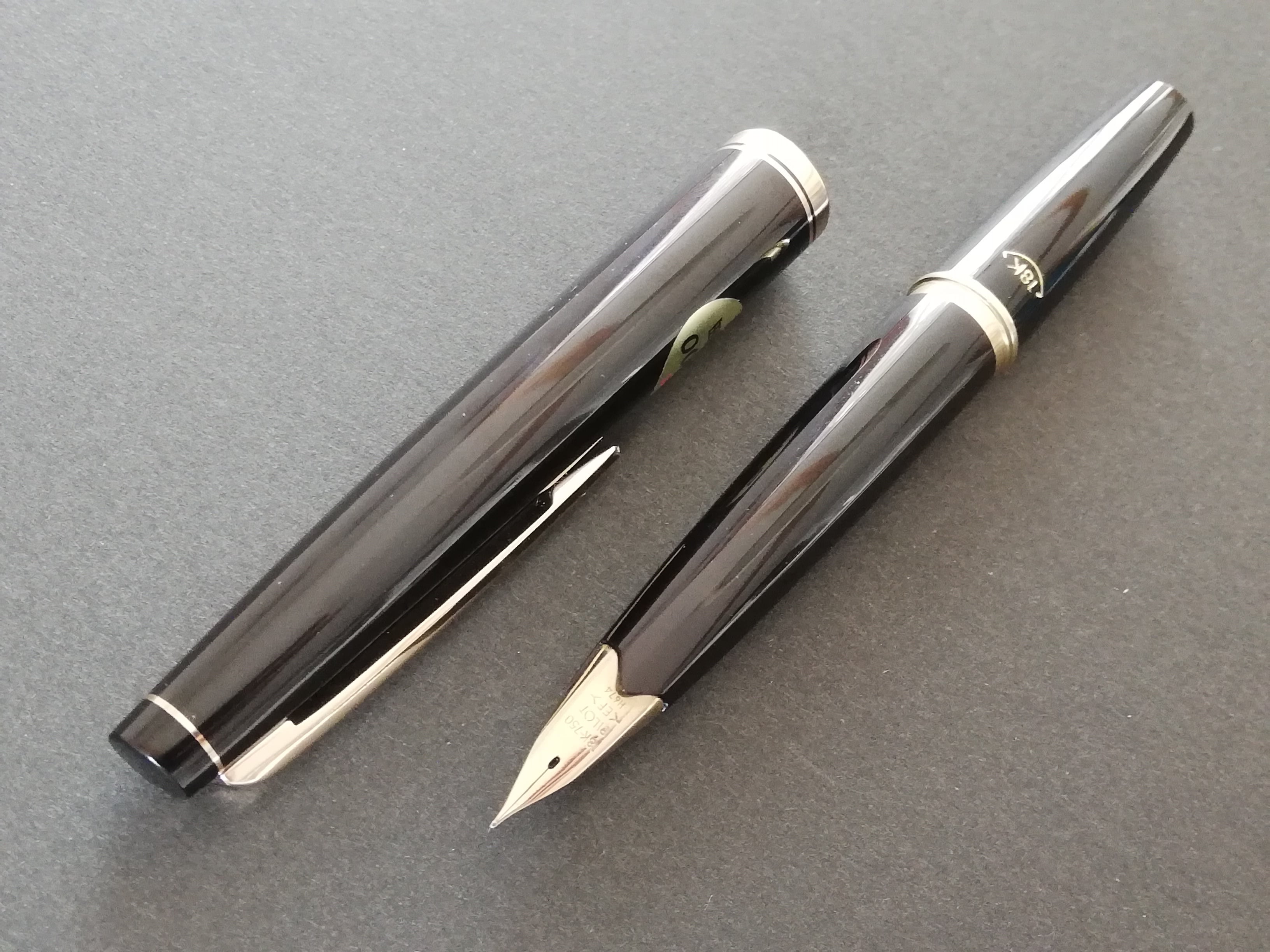 1974 パイロット エリート PILOT Elite （極細字） 18K 02034 | 川口