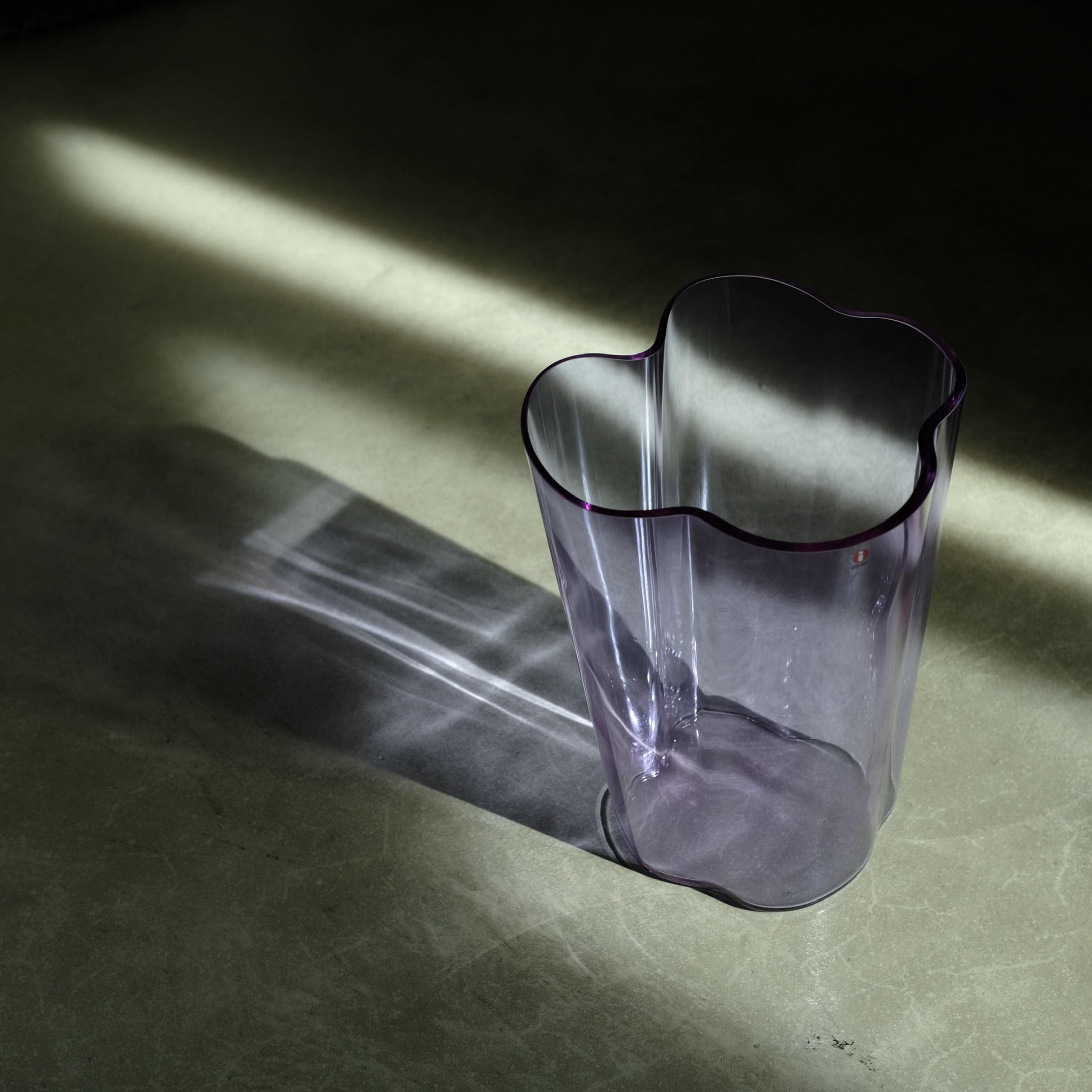 アルヴァ・アアルト コレクション ベース 270mm アメジスト iittala