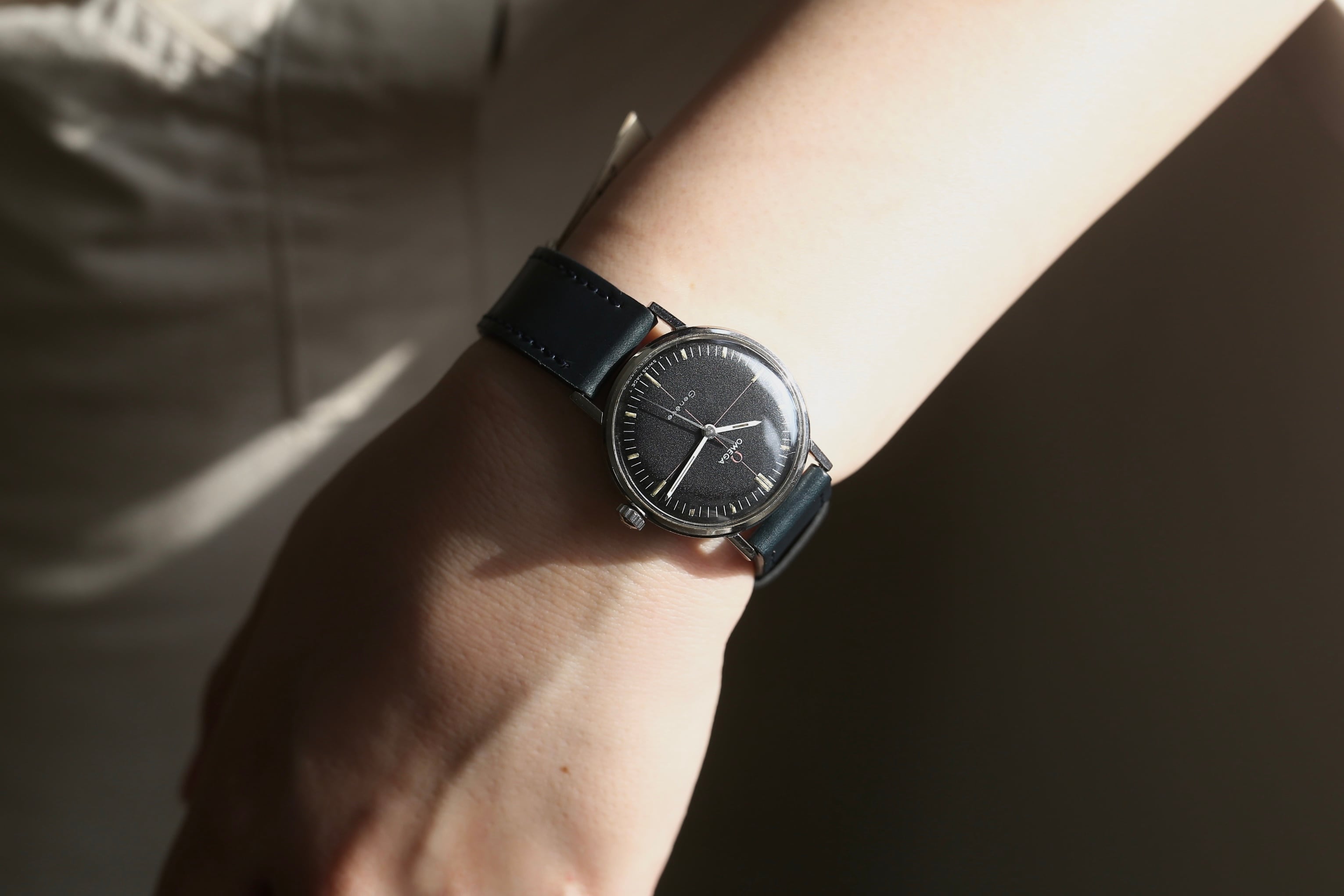 OMEGA】 1968年製 ジュネーブ テクニカルブラックダイヤル OH済み