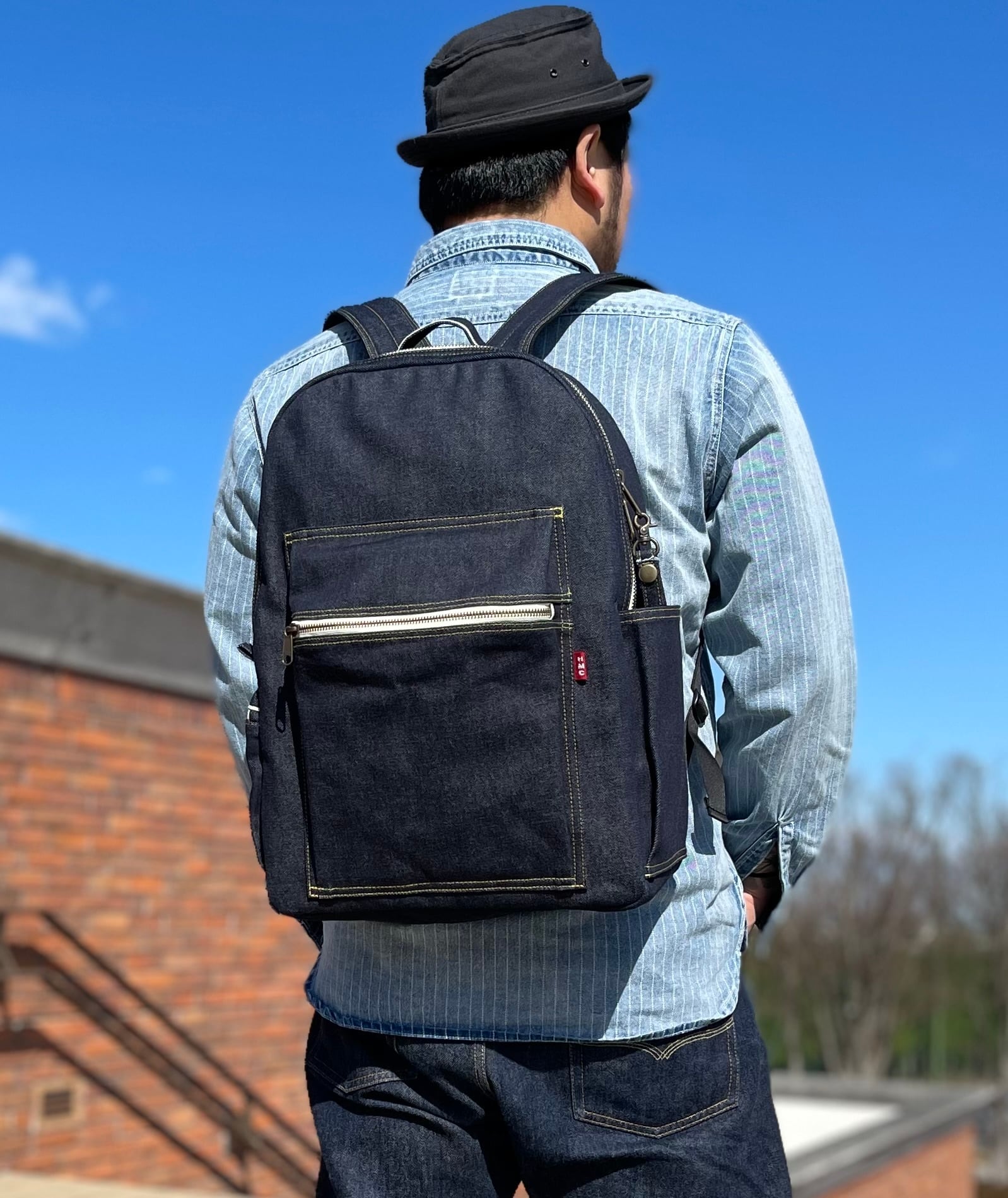 afe3d7881629cd4befb98cb60ab679