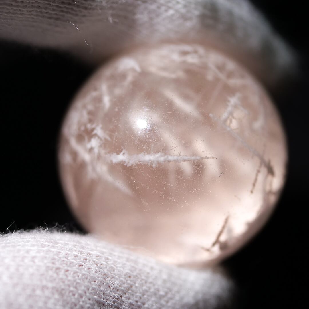 セリサイトインローズクォーツ / ミニ スフィア【φ2.5cm】 | ariife