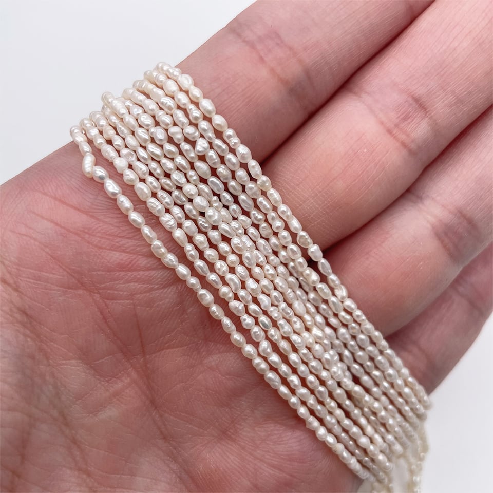 超極小 淡水ベビーパール 10粒 バロック本真珠 ホワイト系 ライス 1.5