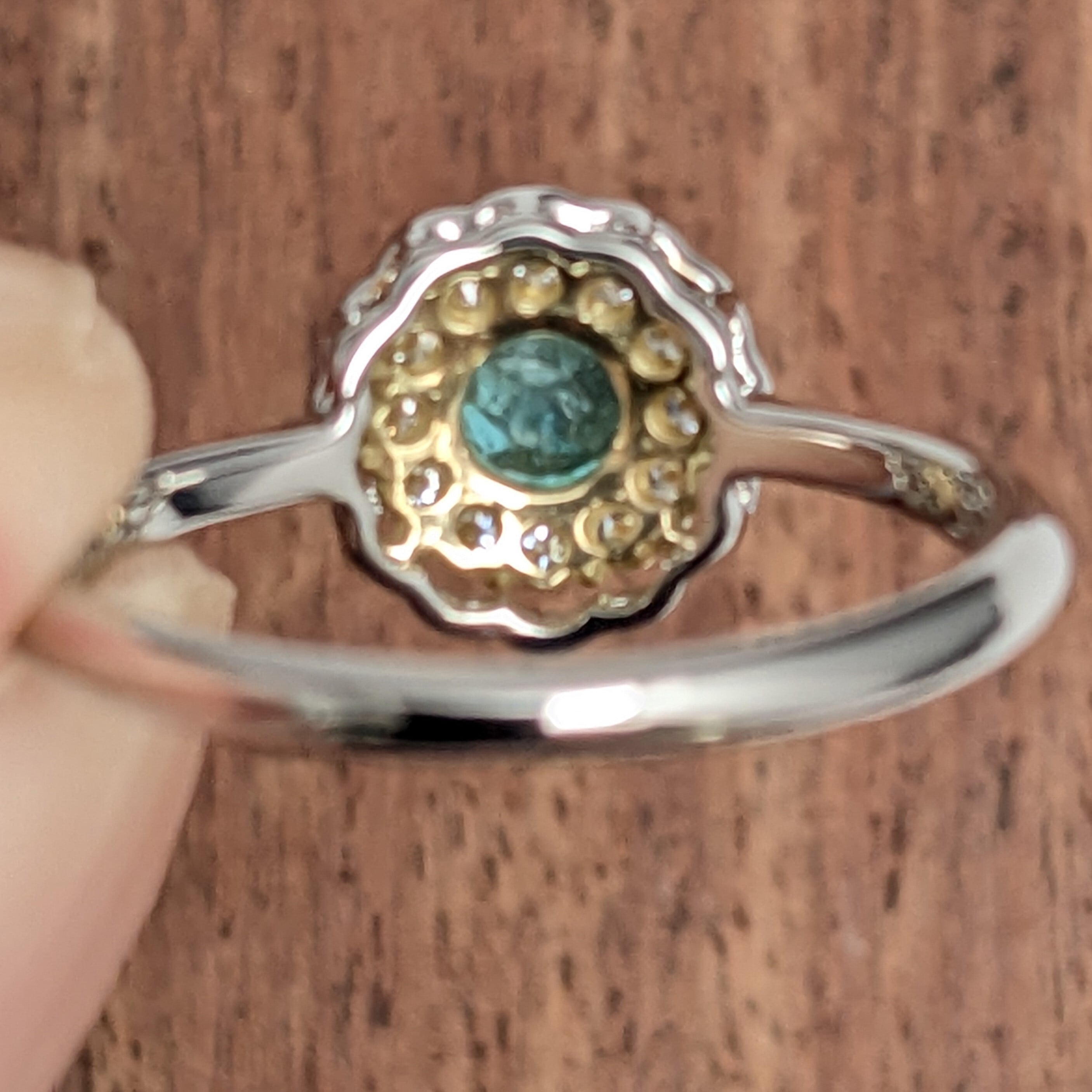 Pt950/K18パライバトルマリンリング ブラジル・バターリャ産 パライバ